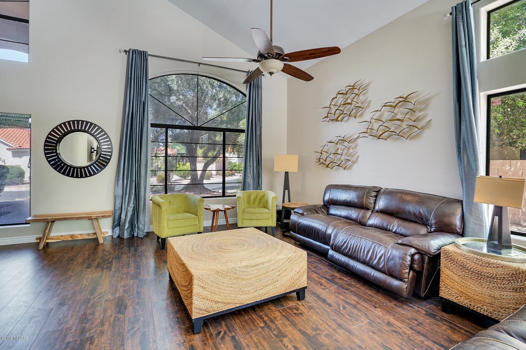 7337 E Shoreward Loop