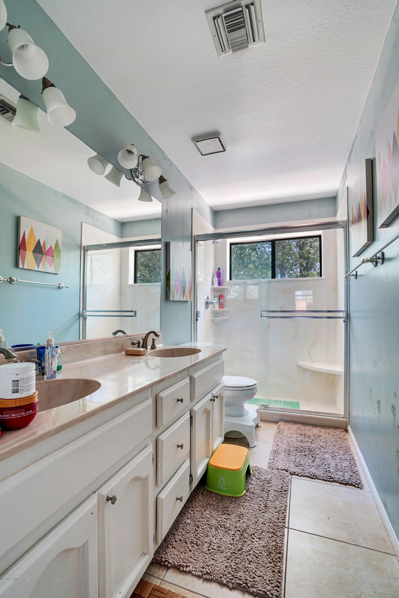 7337 E Shoreward Loop