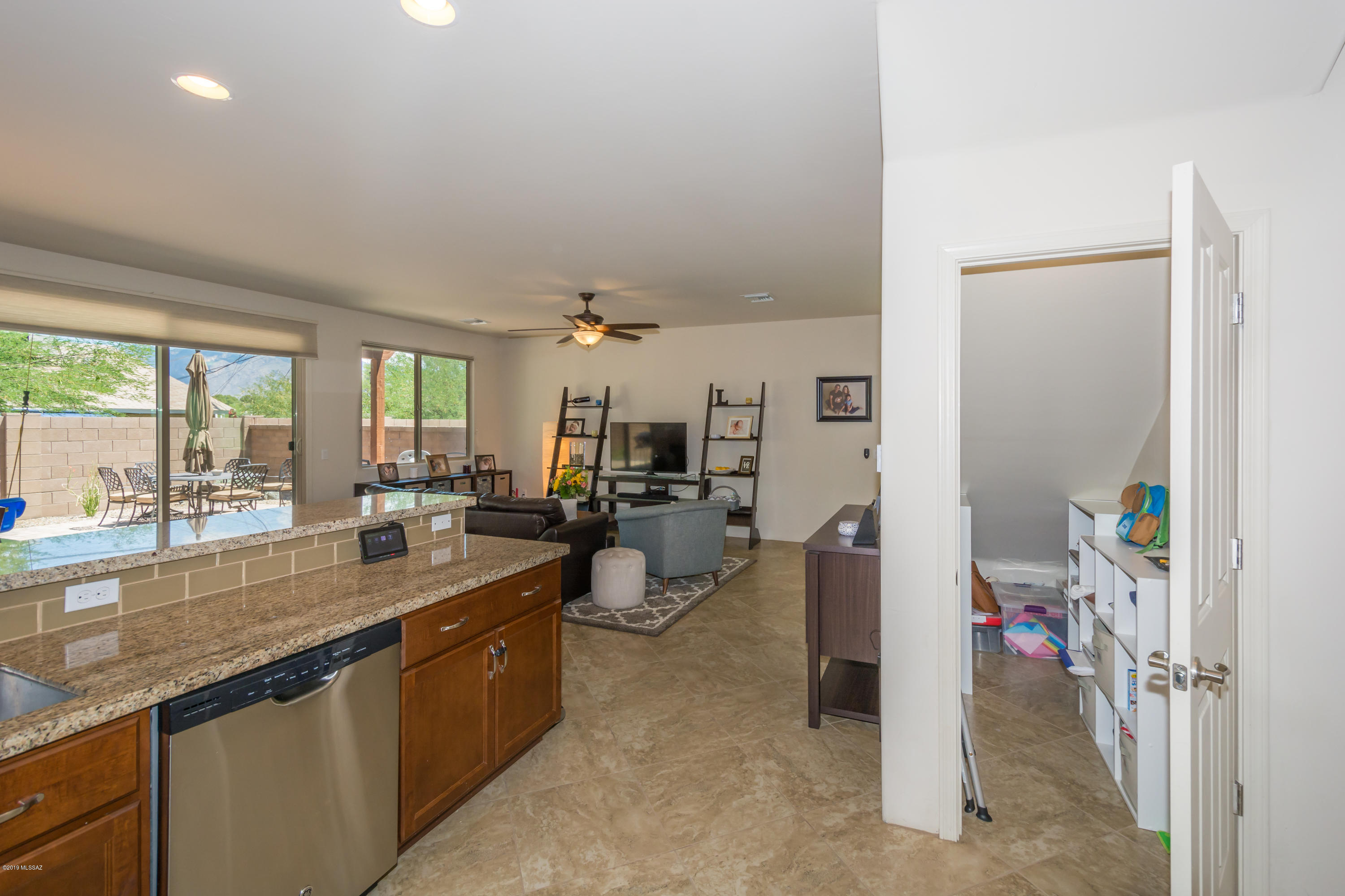 2886 N Silkie Place