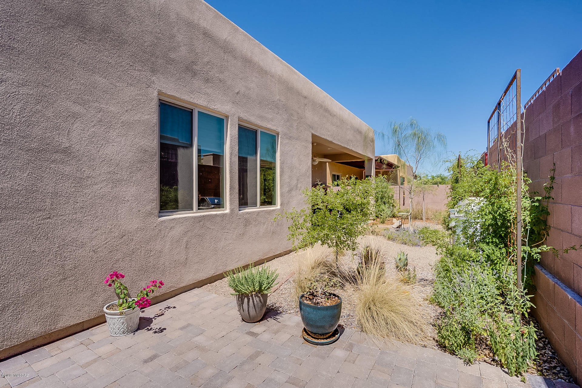 8931 E Wright School Loop