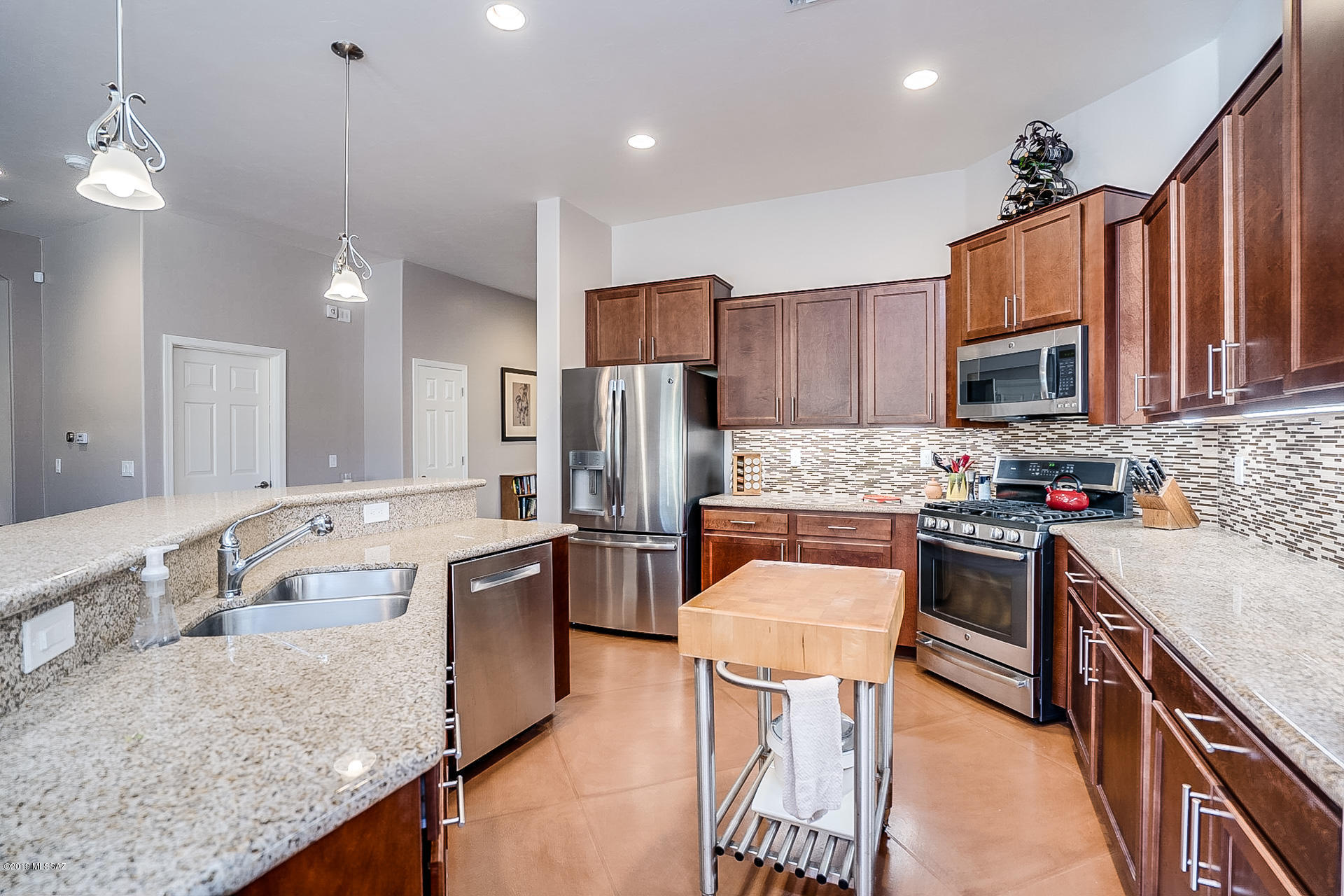 8931 E Wright School Loop