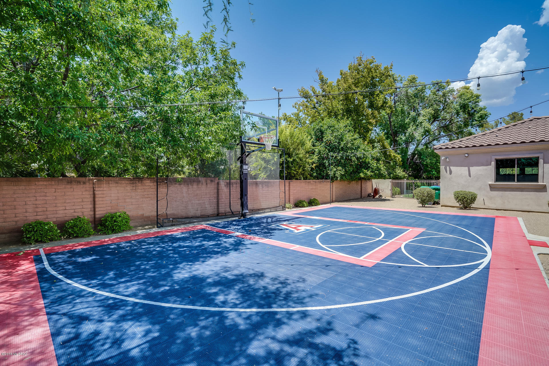 6100 E San Marino