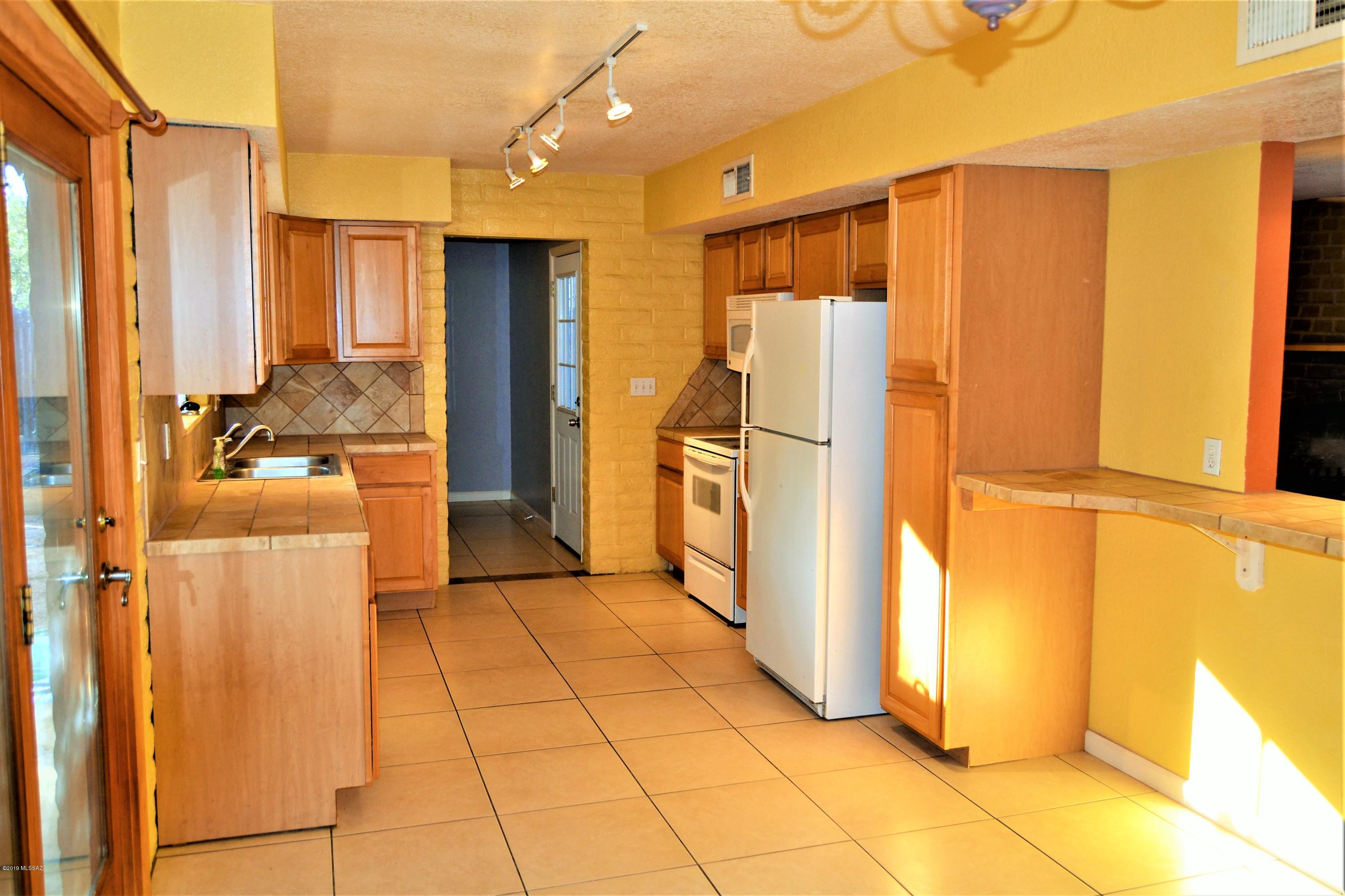 4517 S Paseo Don Juan