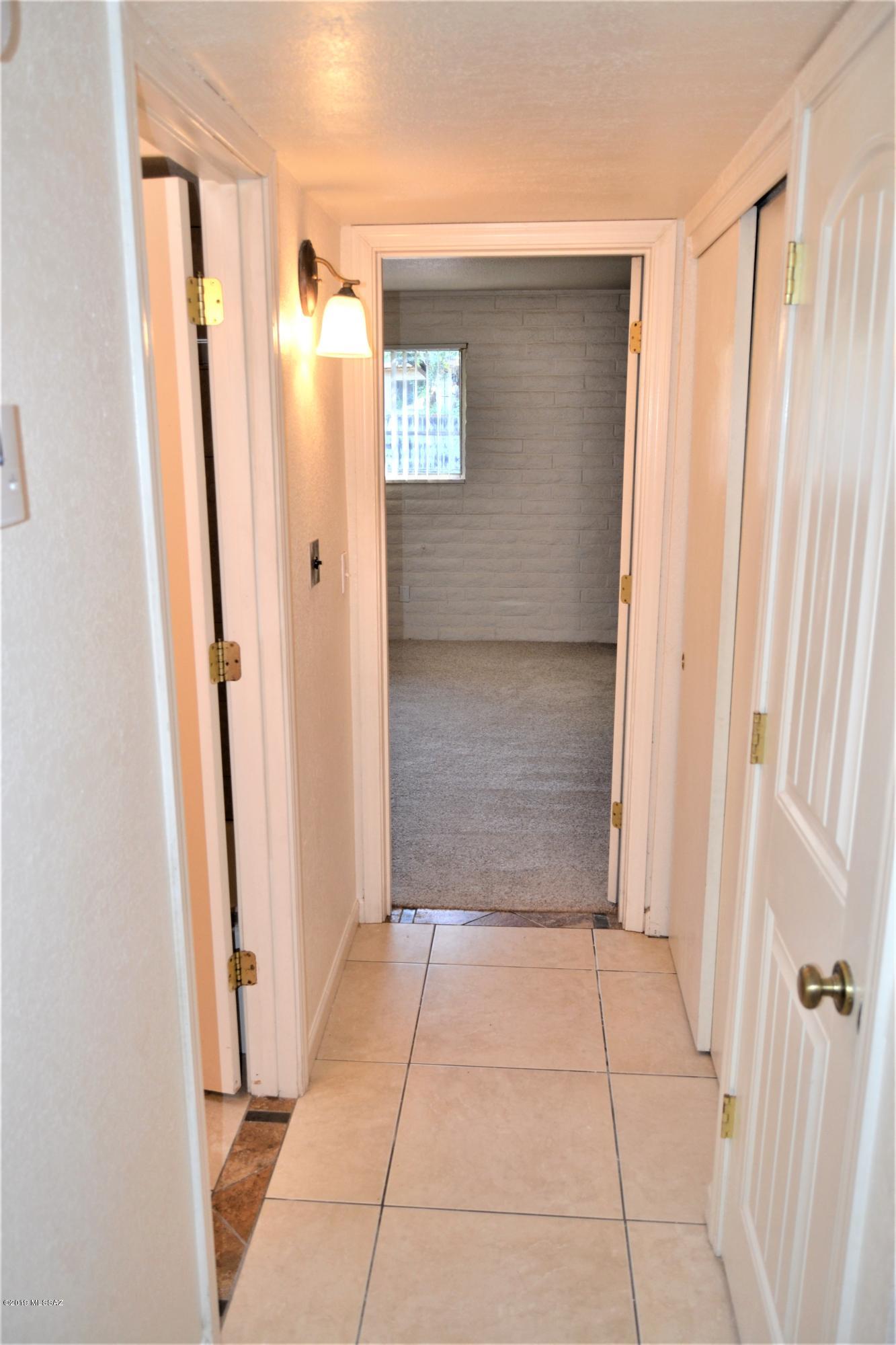 4517 S Paseo Don Juan