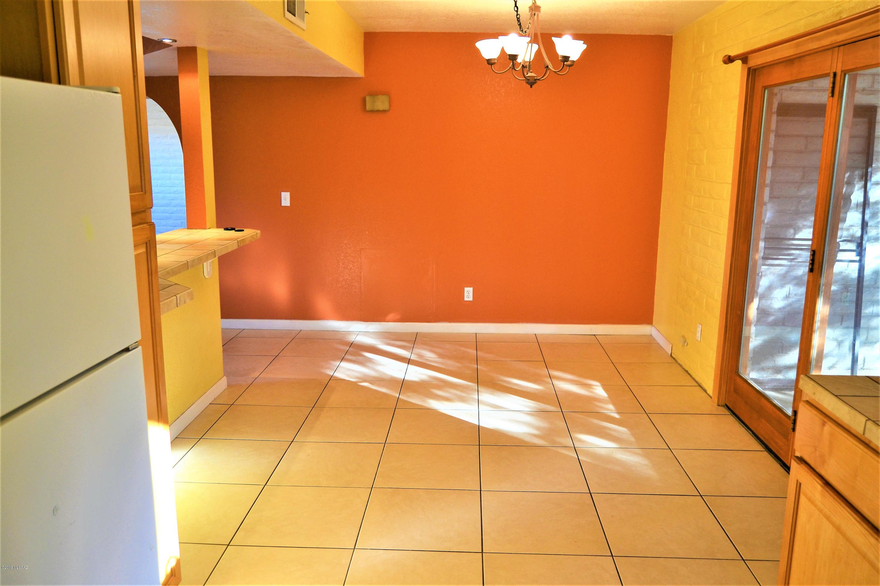 4517 S Paseo Don Juan