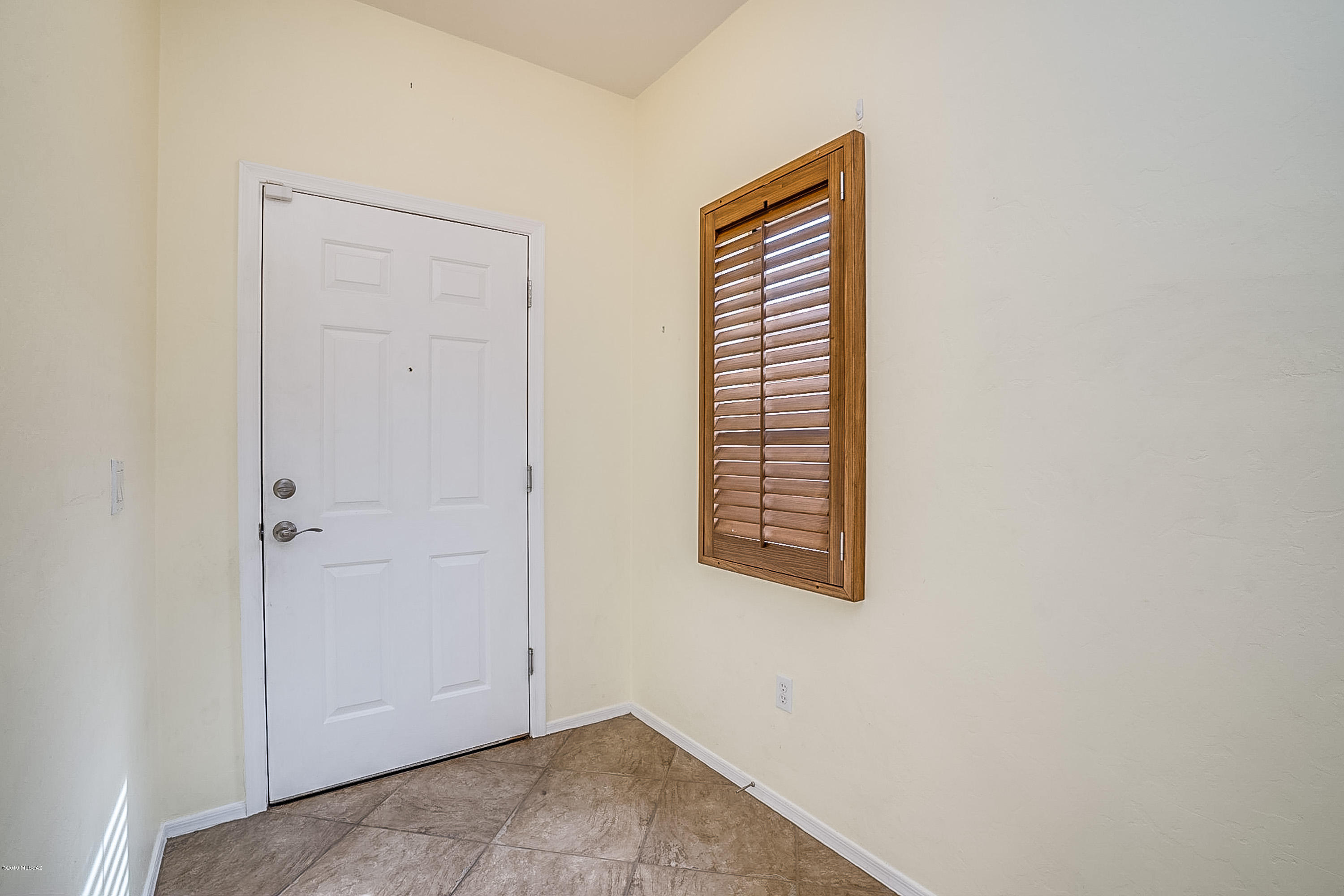 7413 E Fair Meadows Loop