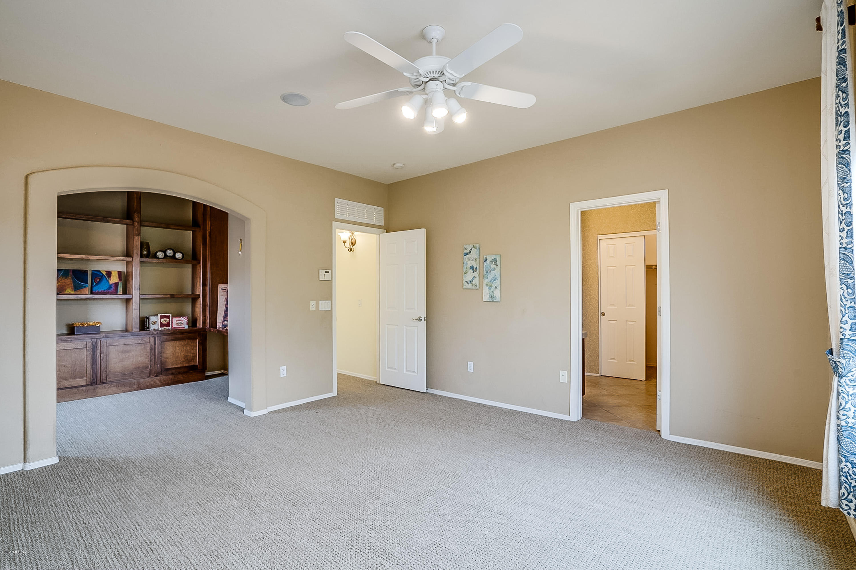 7413 E Fair Meadows Loop