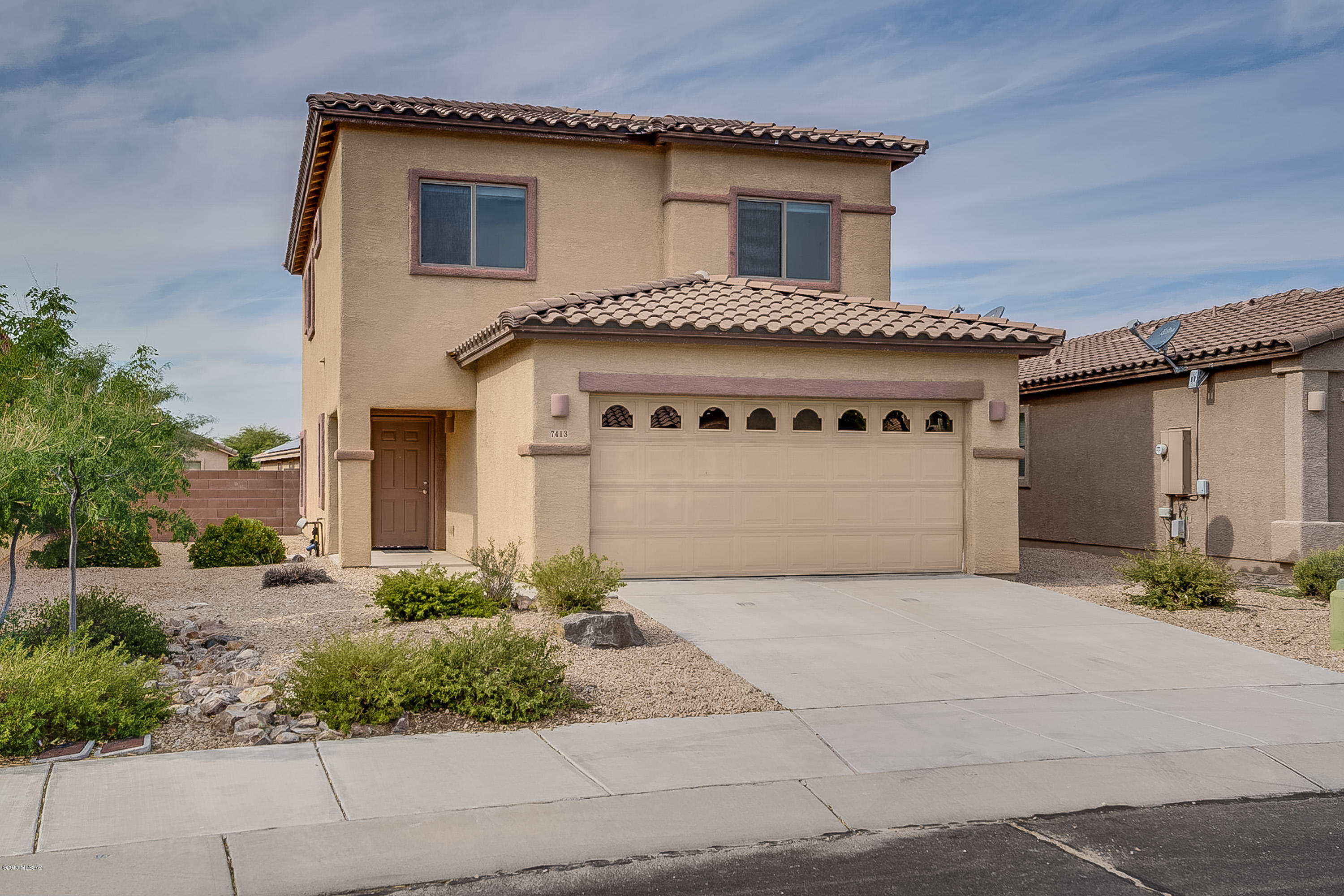 7413 E Fair Meadows Loop