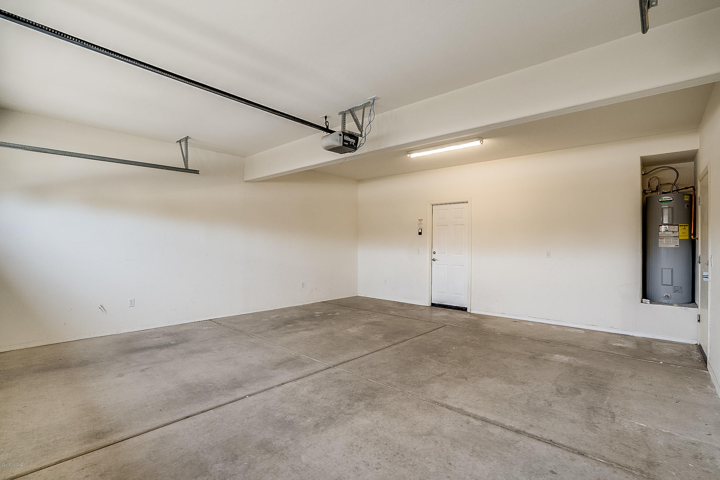 7413 E Fair Meadows Loop