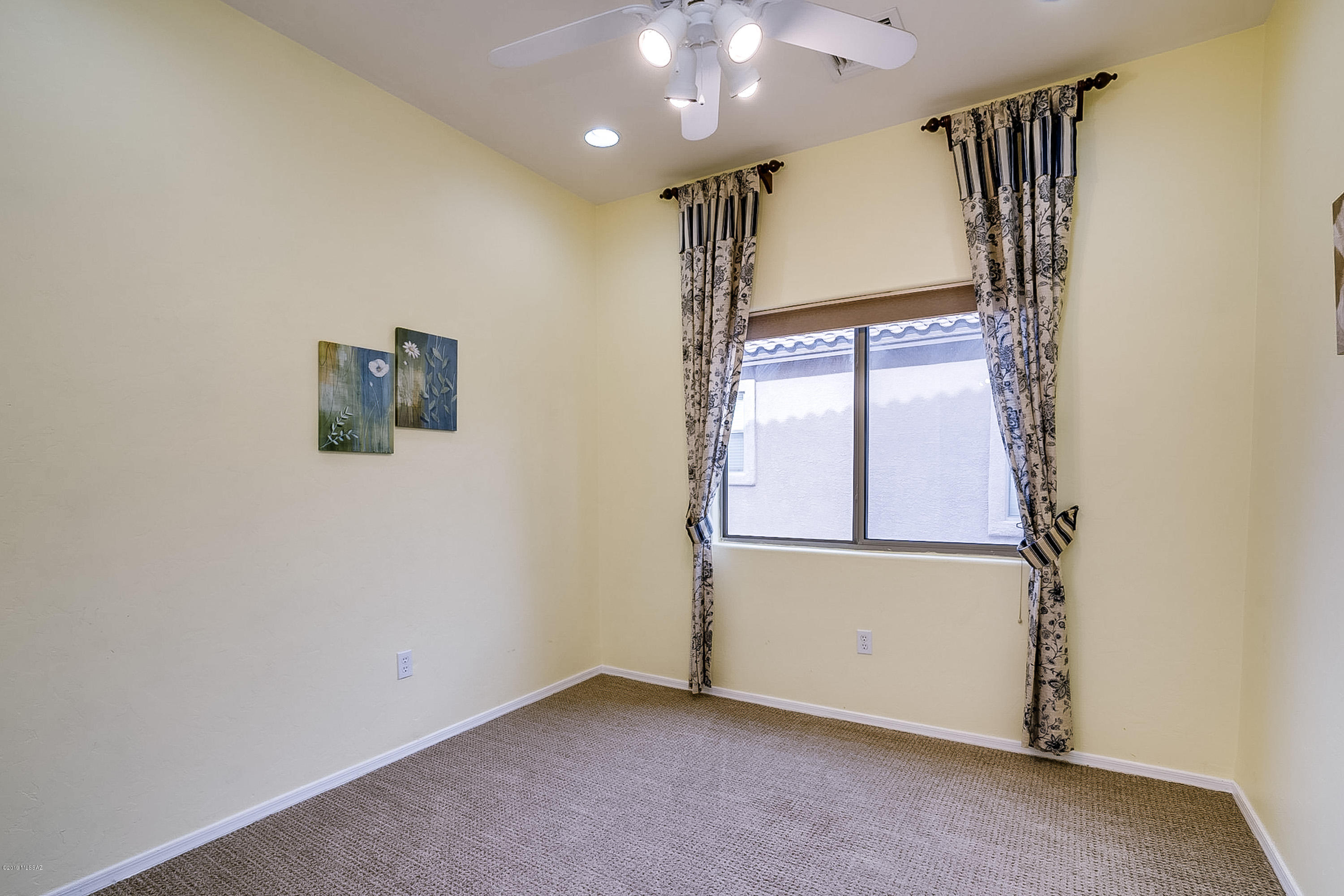 7413 E Fair Meadows Loop