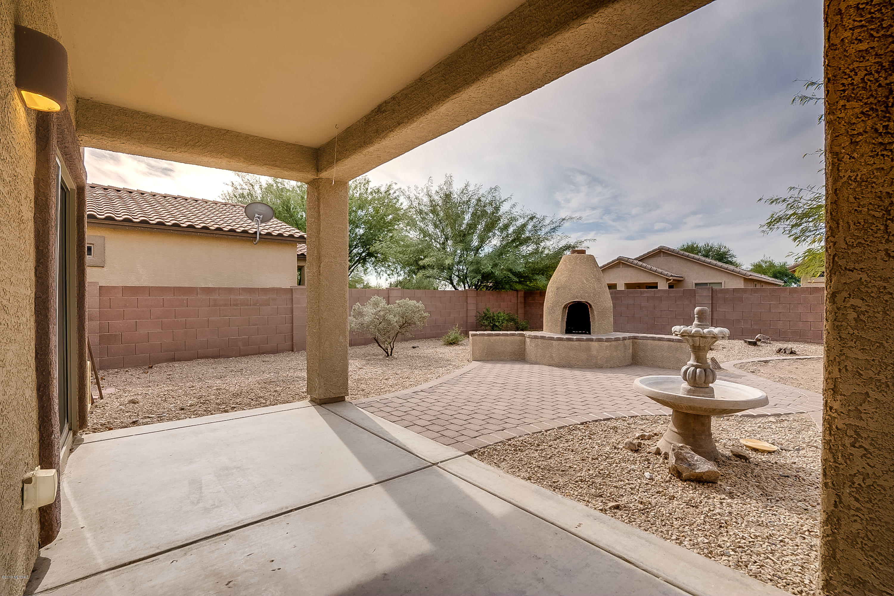7413 E Fair Meadows Loop