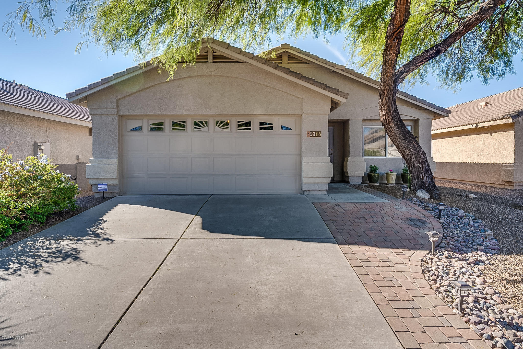 2318 E Precious Shard Court