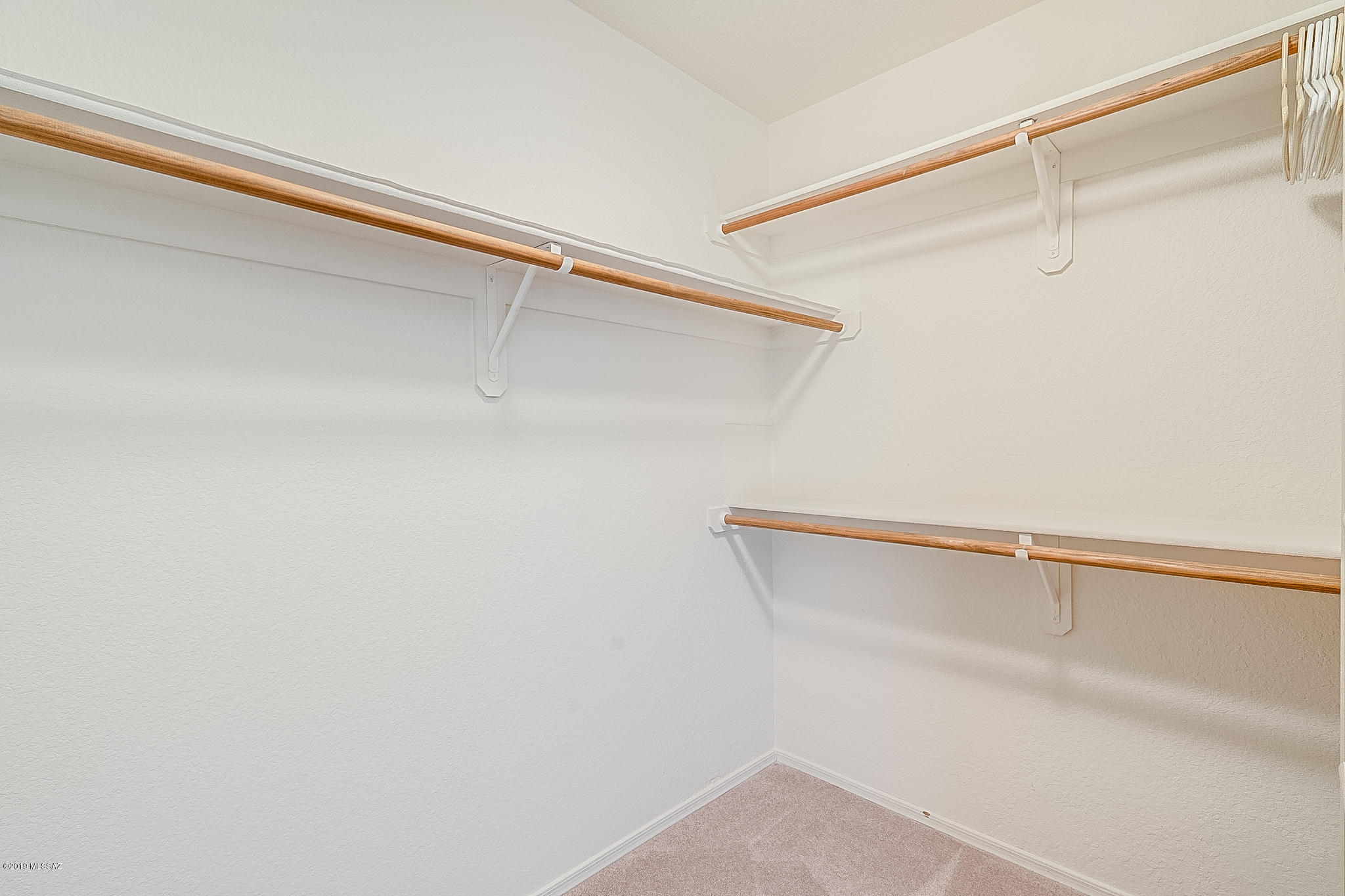 2318 E Precious Shard Court