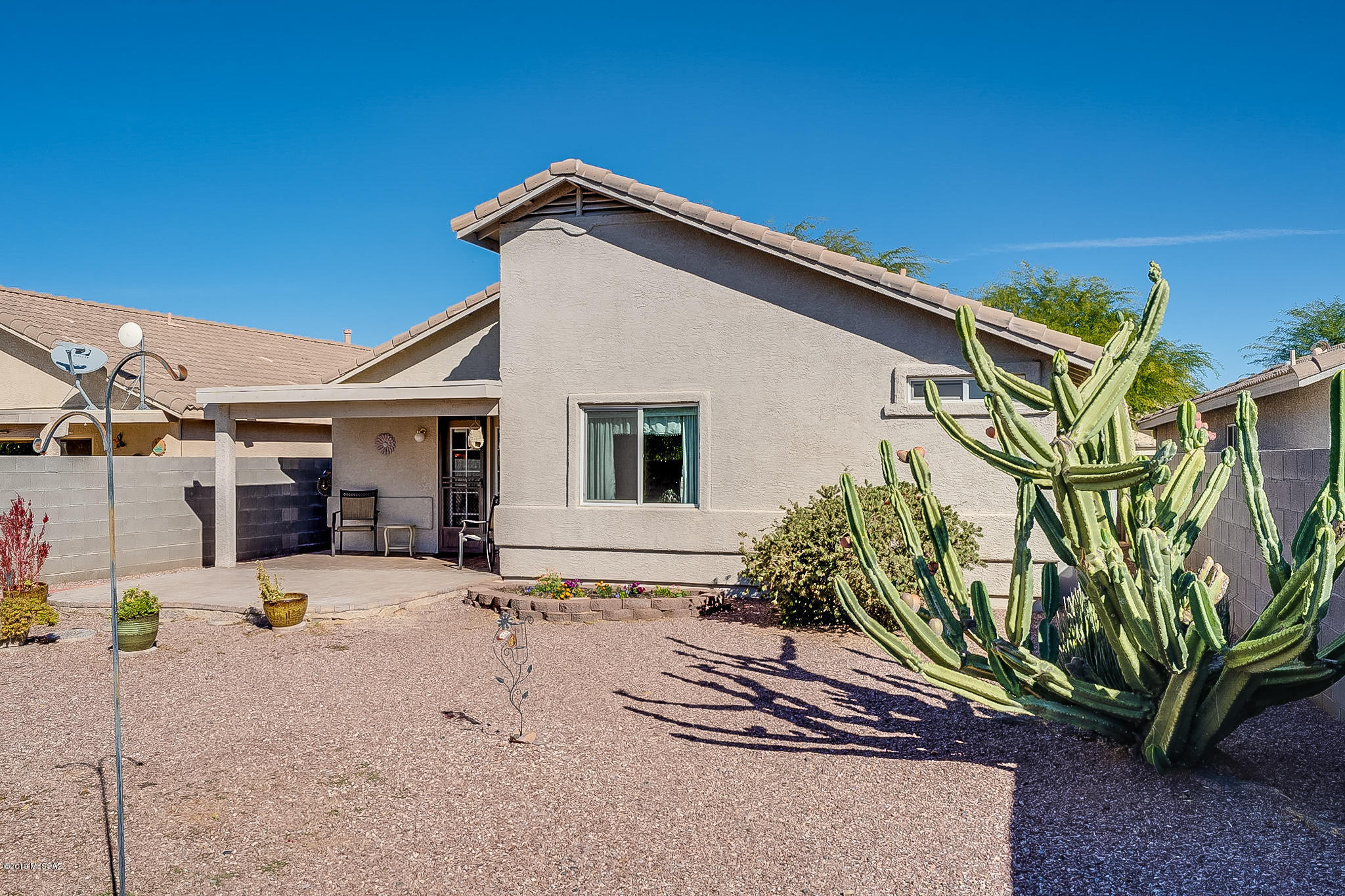 2318 E Precious Shard Court