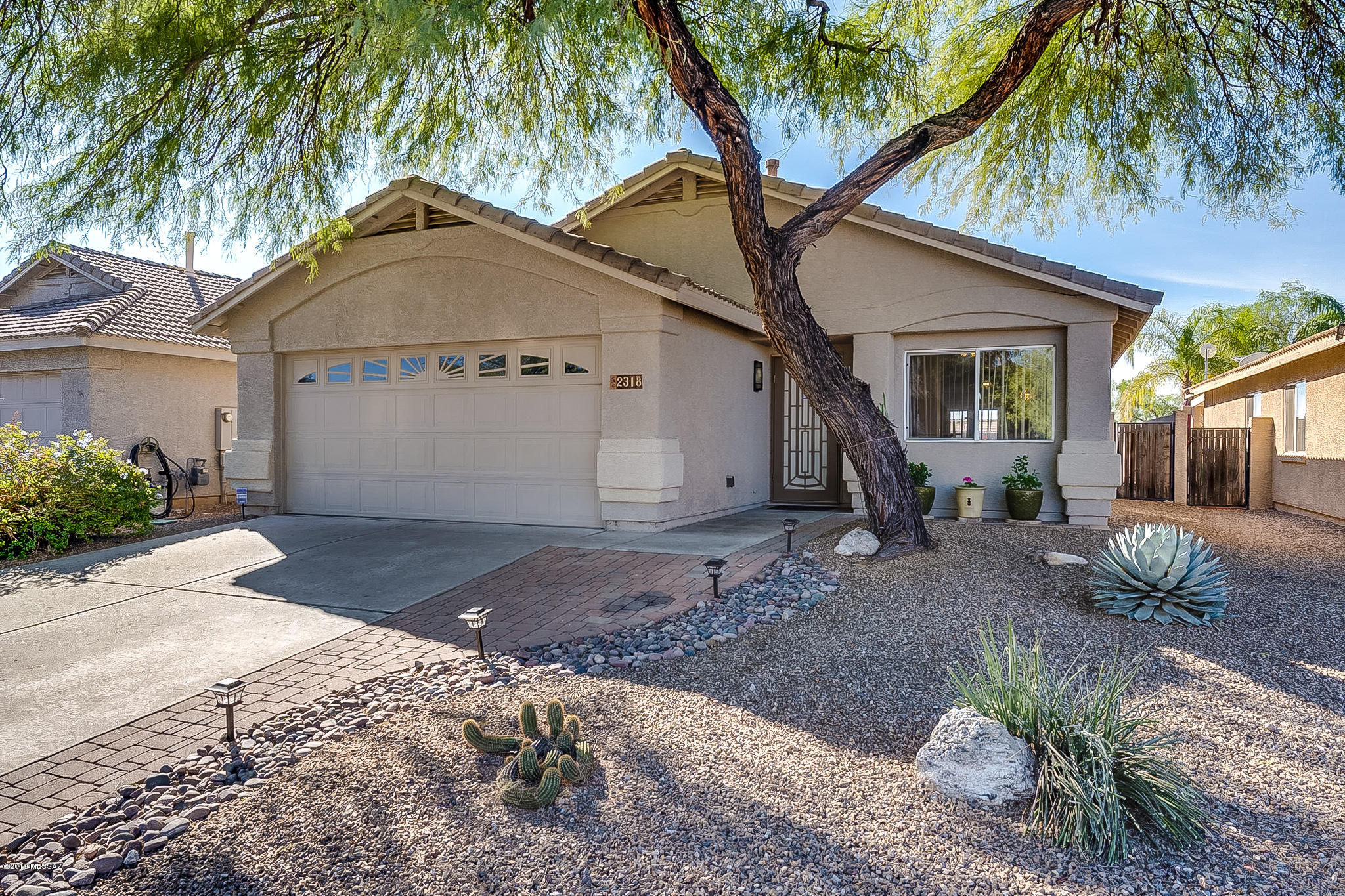 2318 E Precious Shard Court