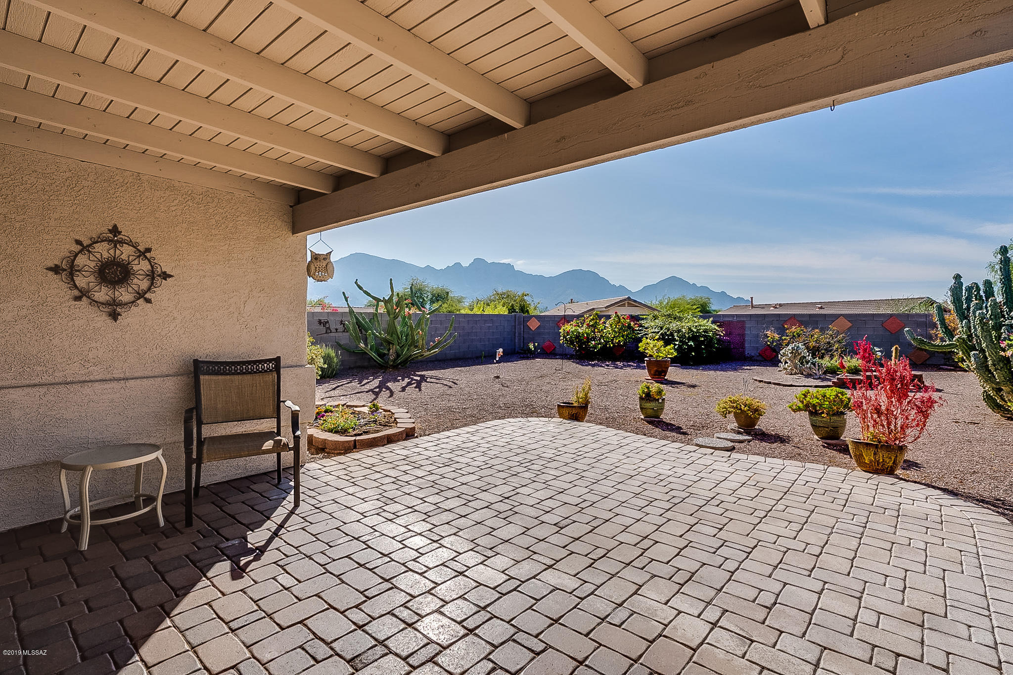 2318 E Precious Shard Court