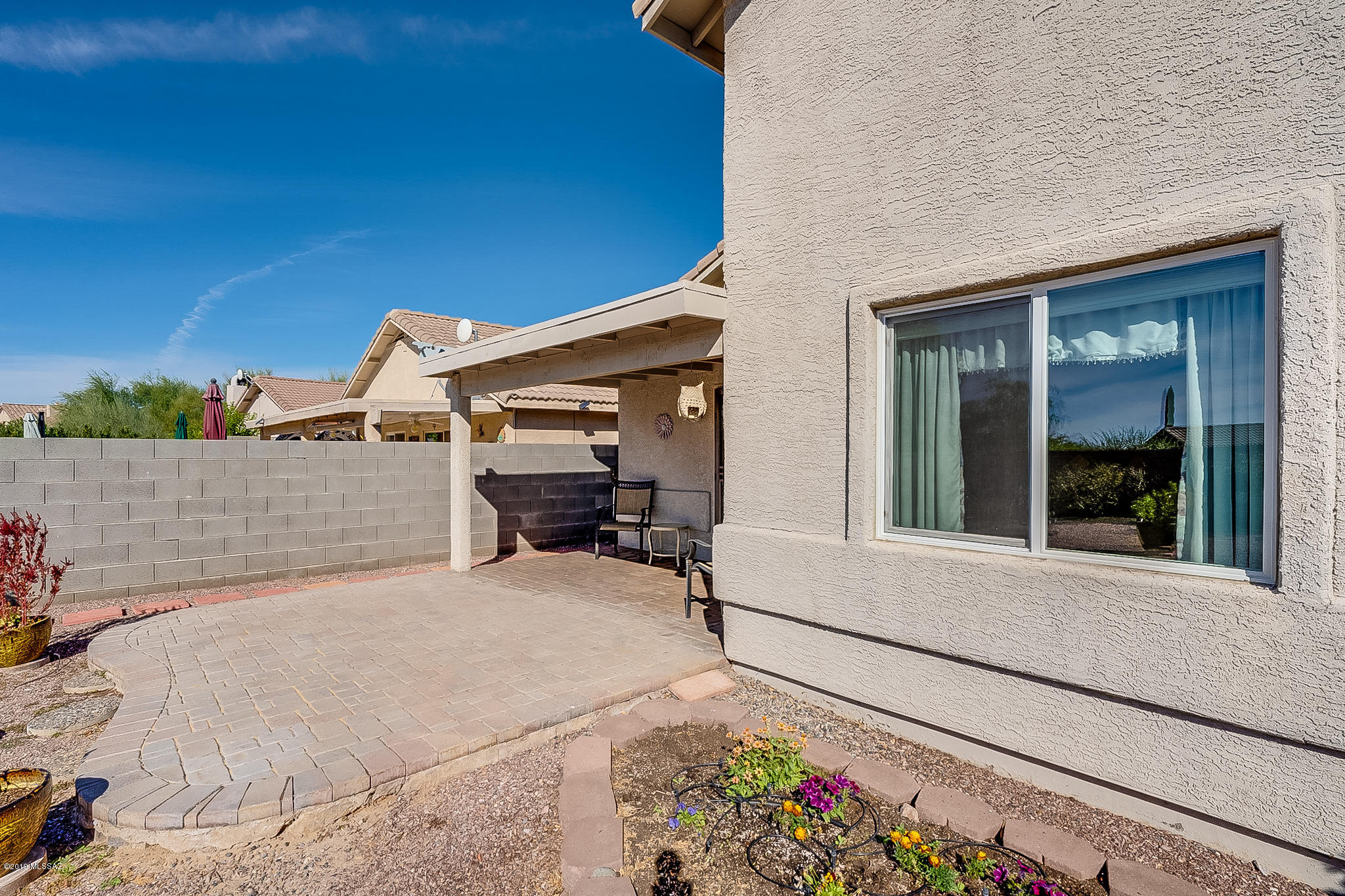 2318 E Precious Shard Court