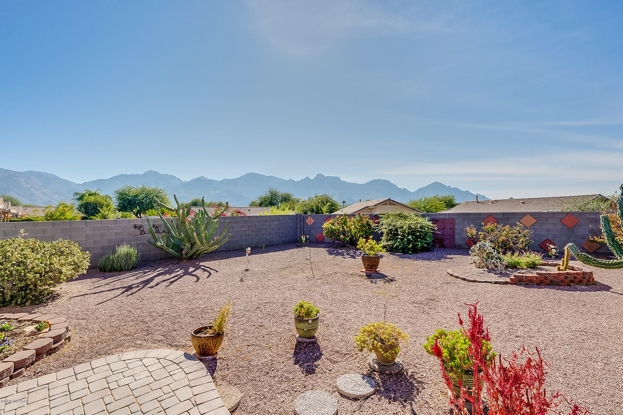 2318 E Precious Shard Court