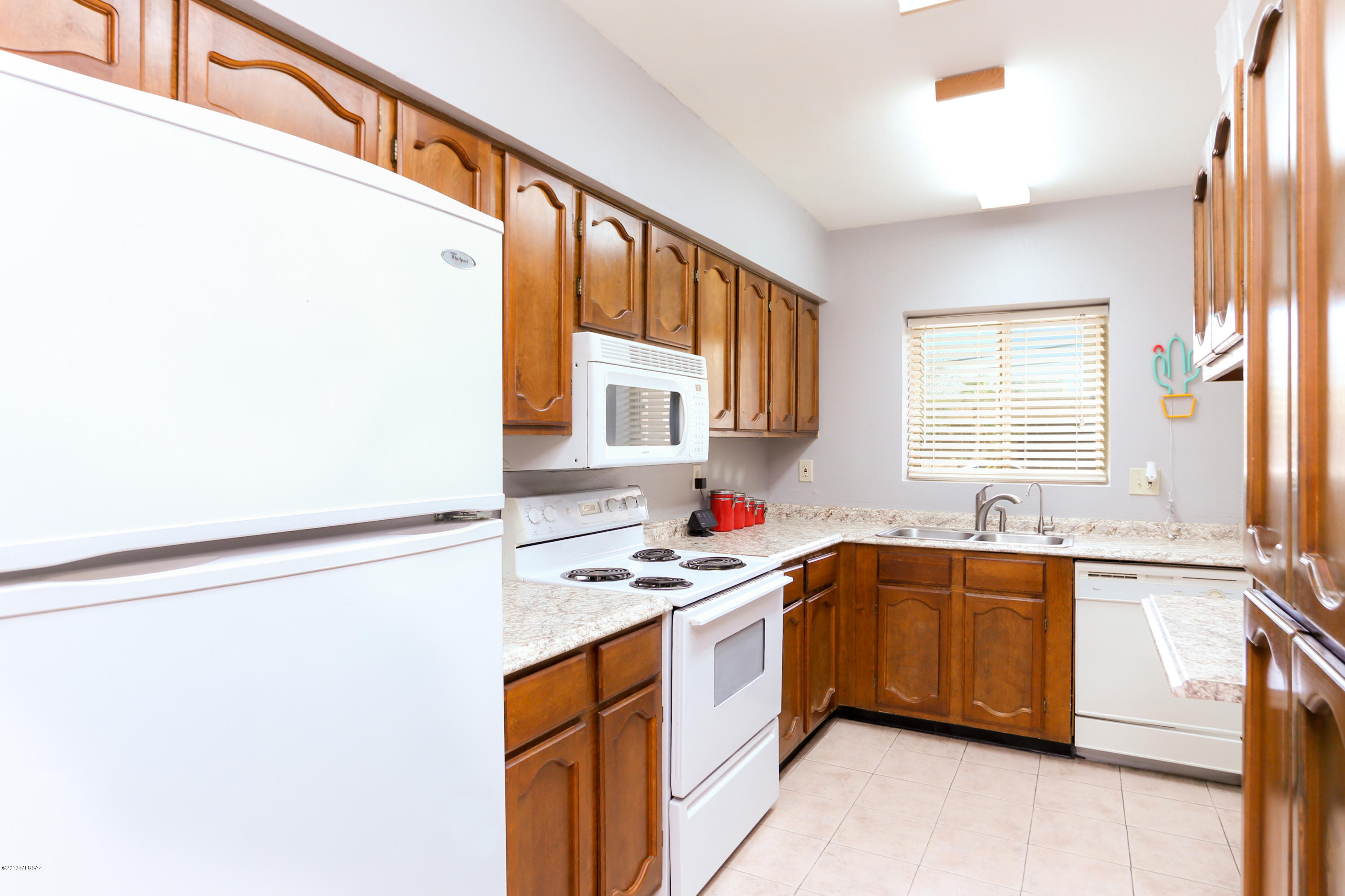 1207 N Santa Rosa Avenue