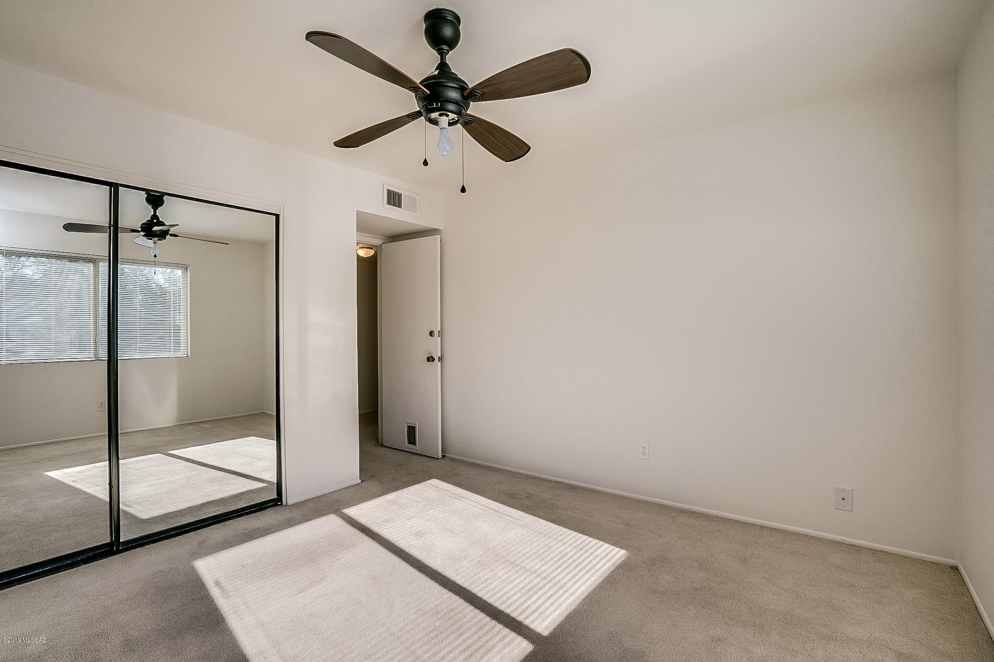 6588 E Calle La Paz Unit: D