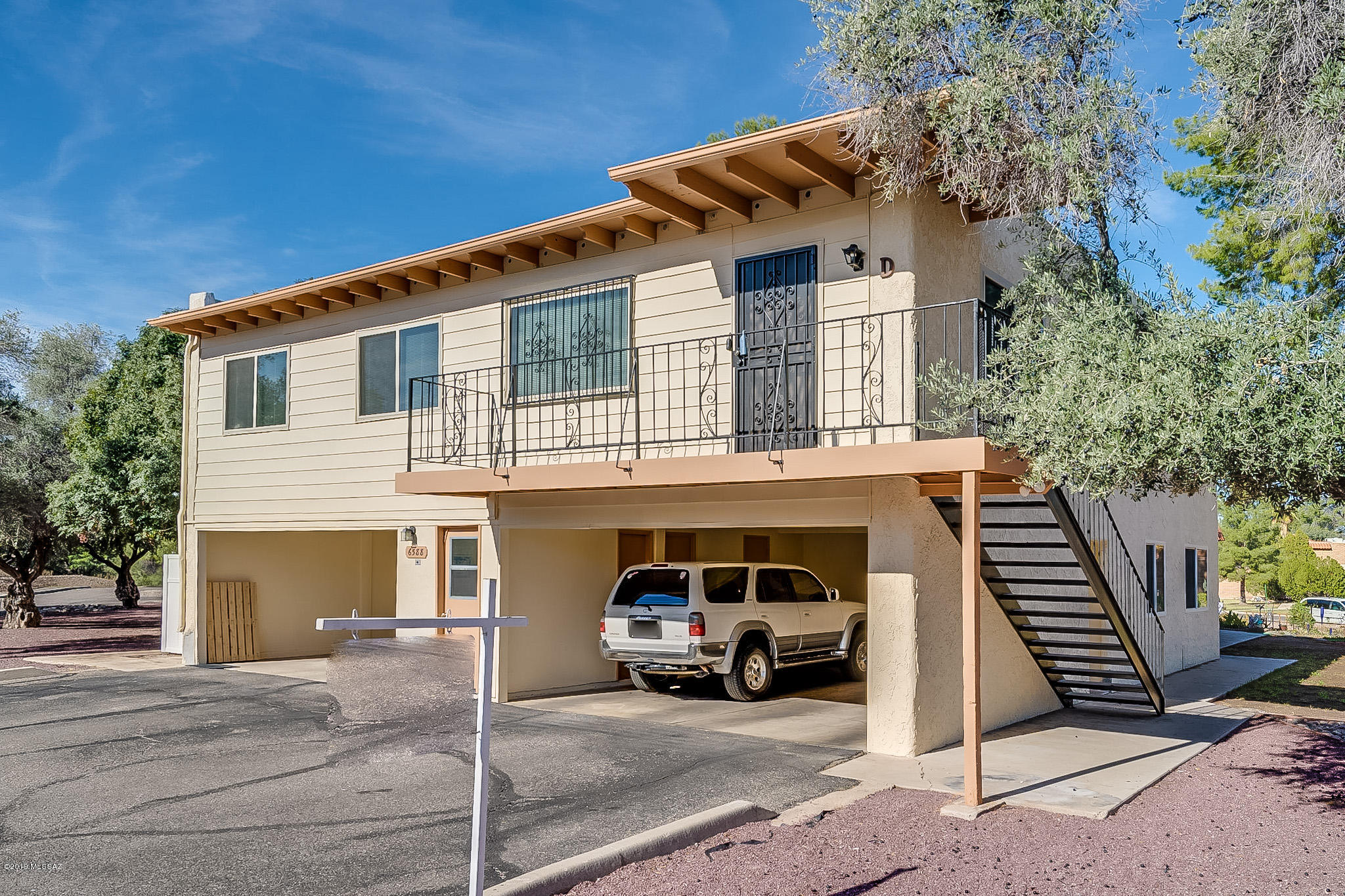 6588 E Calle La Paz Unit: D