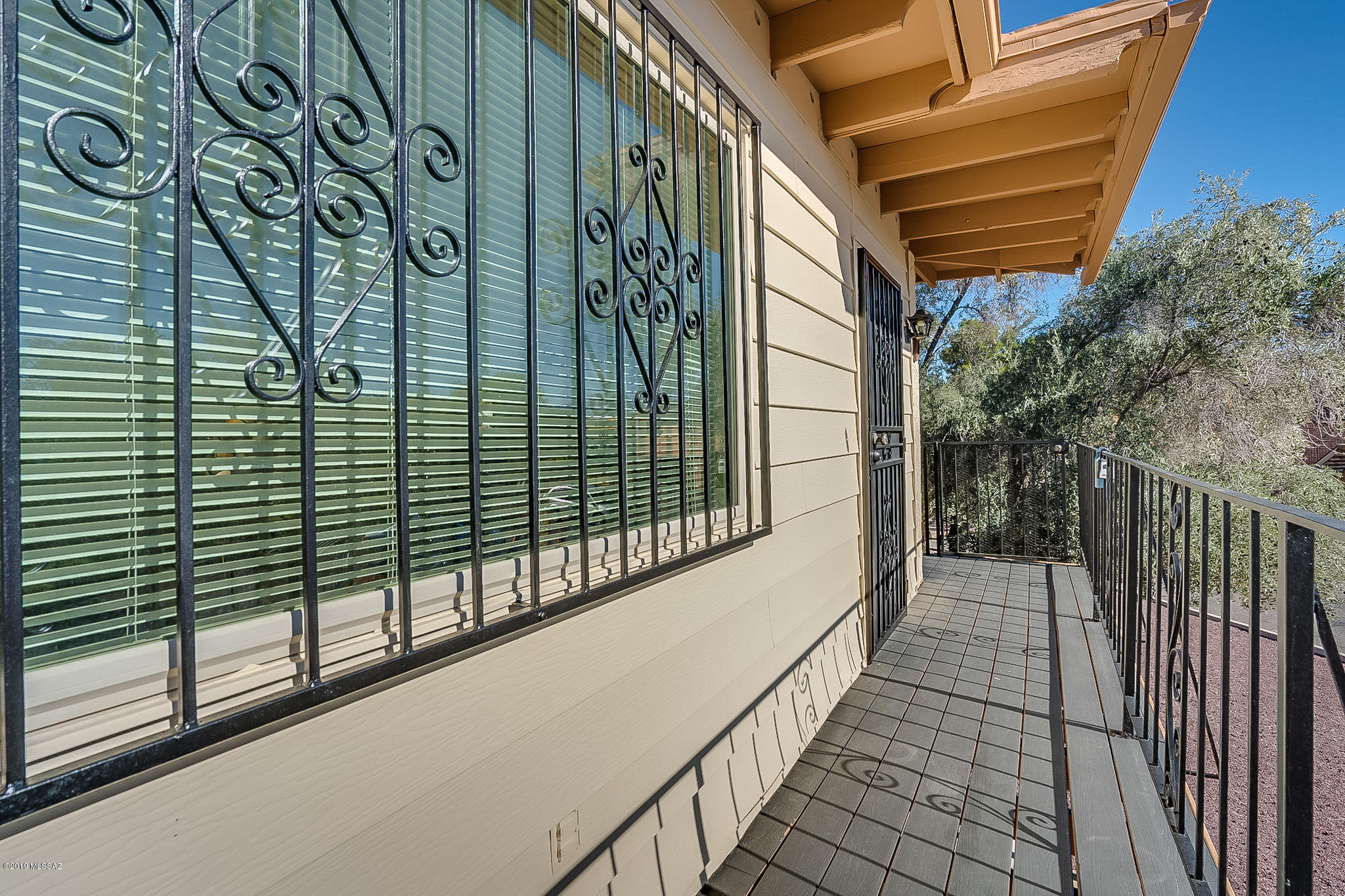 6588 E Calle La Paz Unit: D