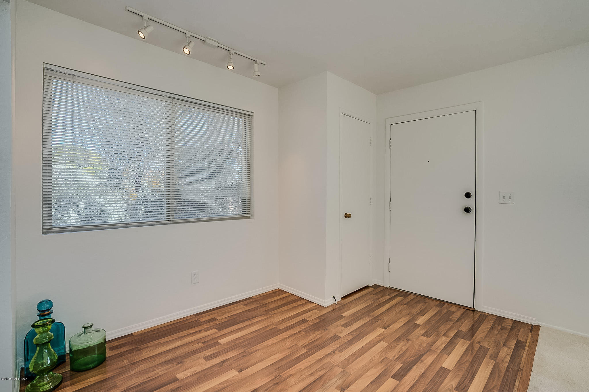 6588 E Calle La Paz Unit: D