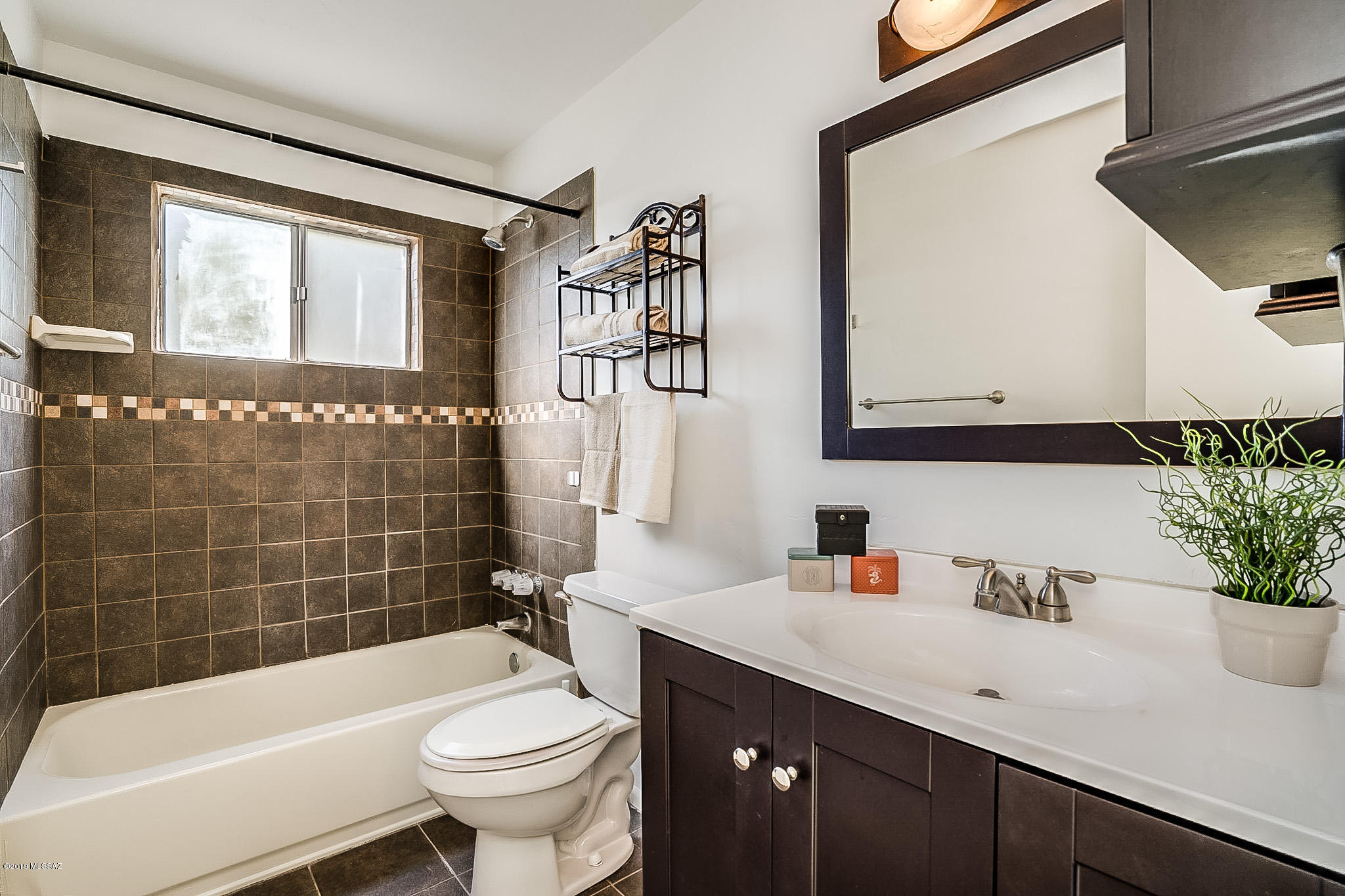 6588 E Calle La Paz Unit: D