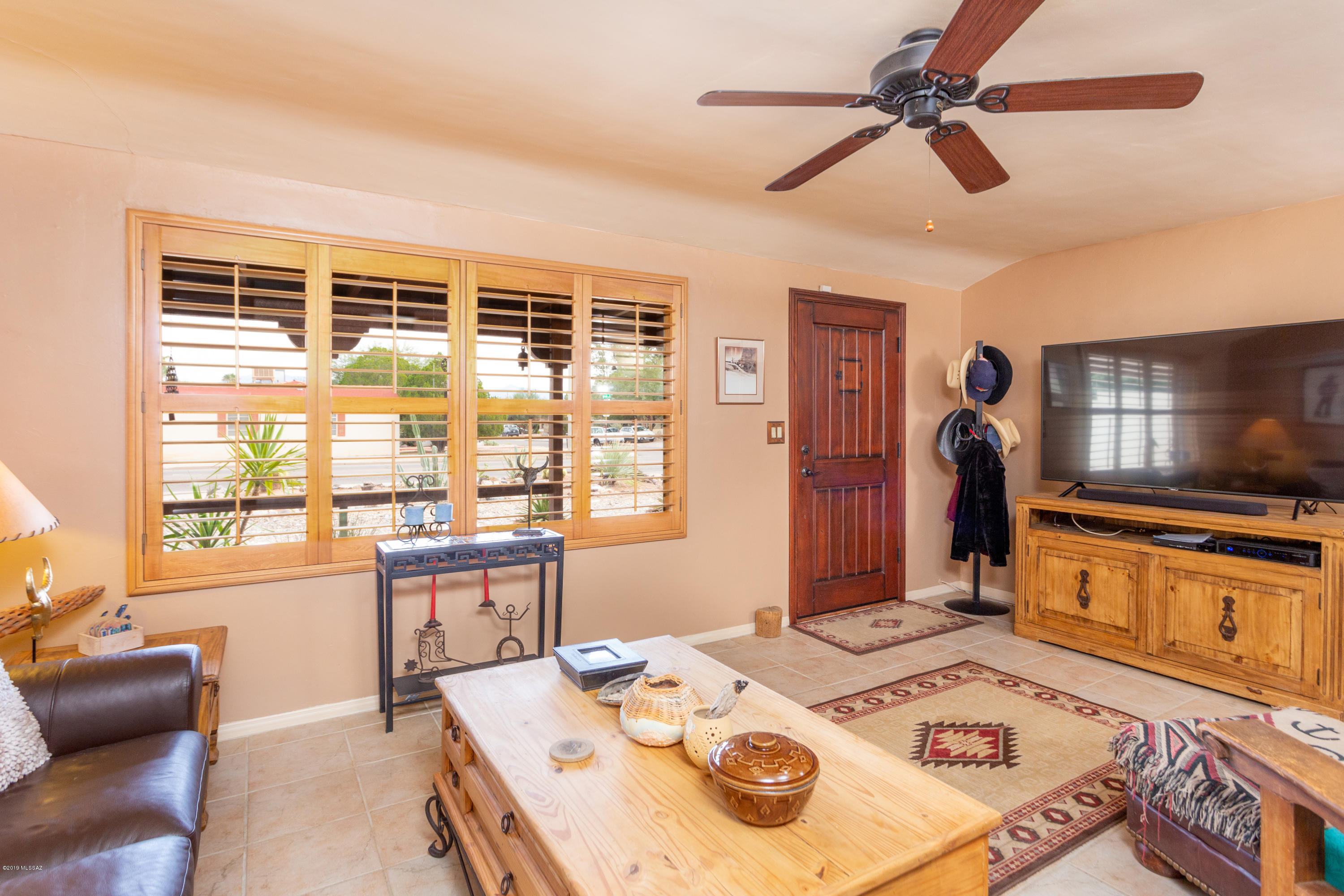 25 N Columbus Boulevard