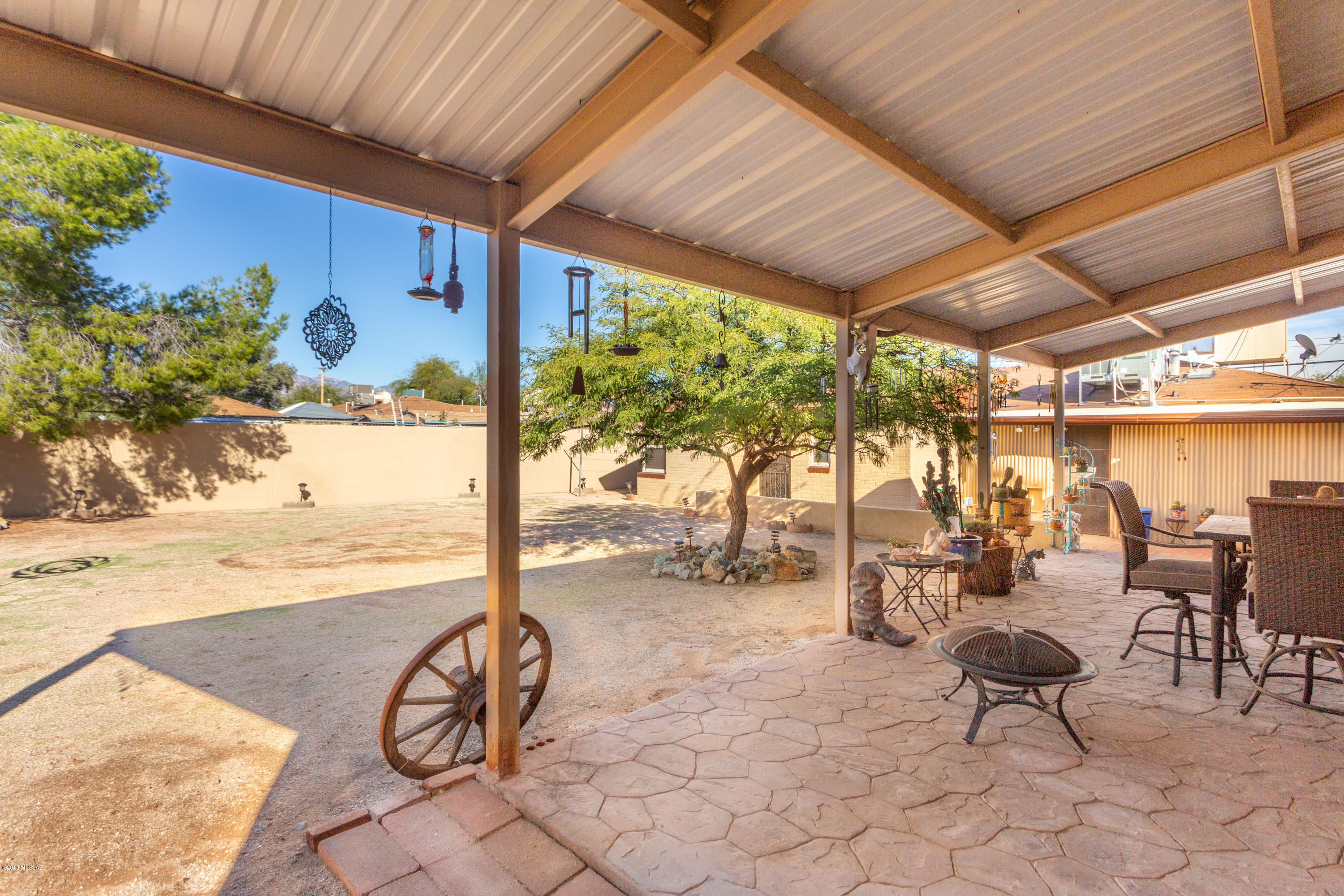 25 N Columbus Boulevard