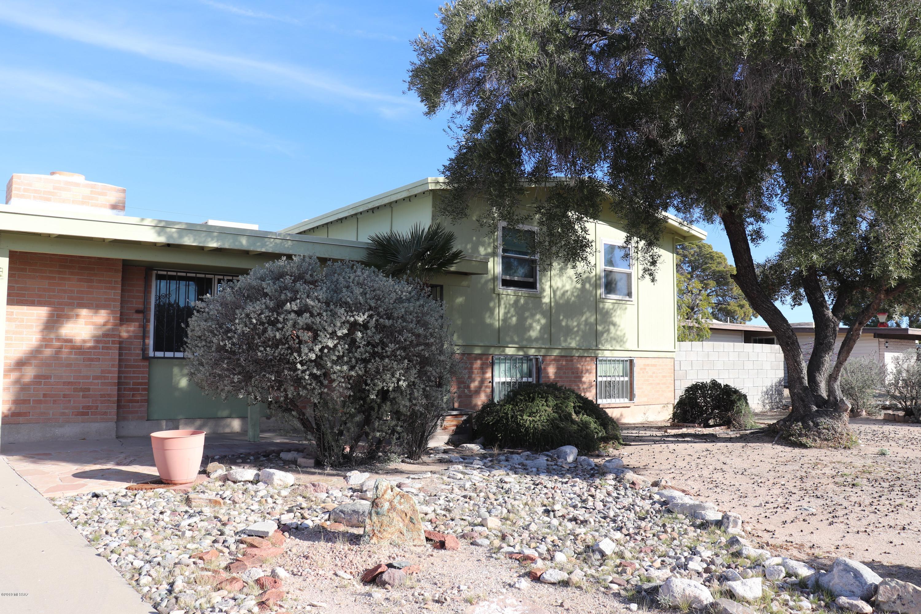 8333 E Colette Street