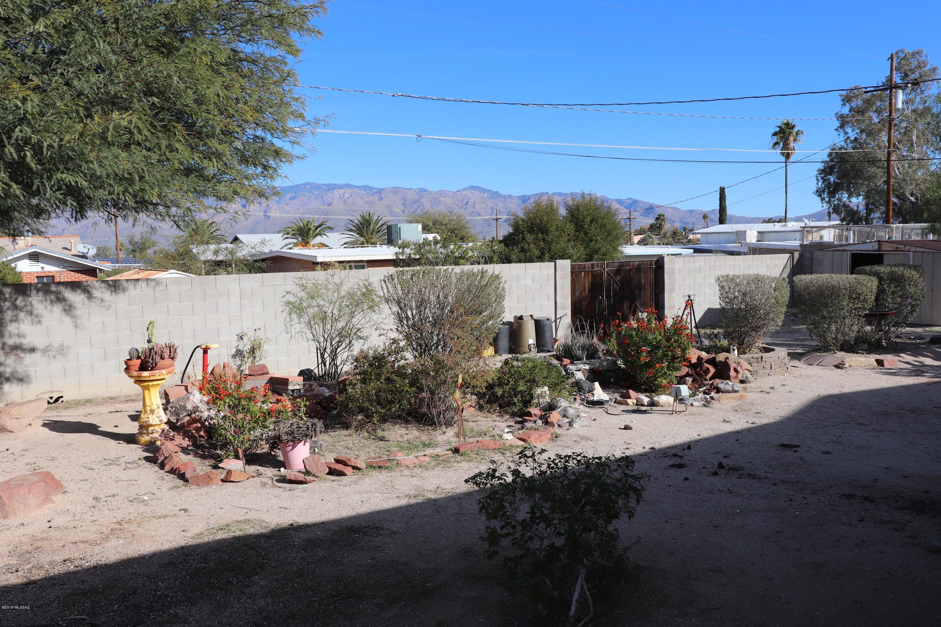 8333 E Colette Street