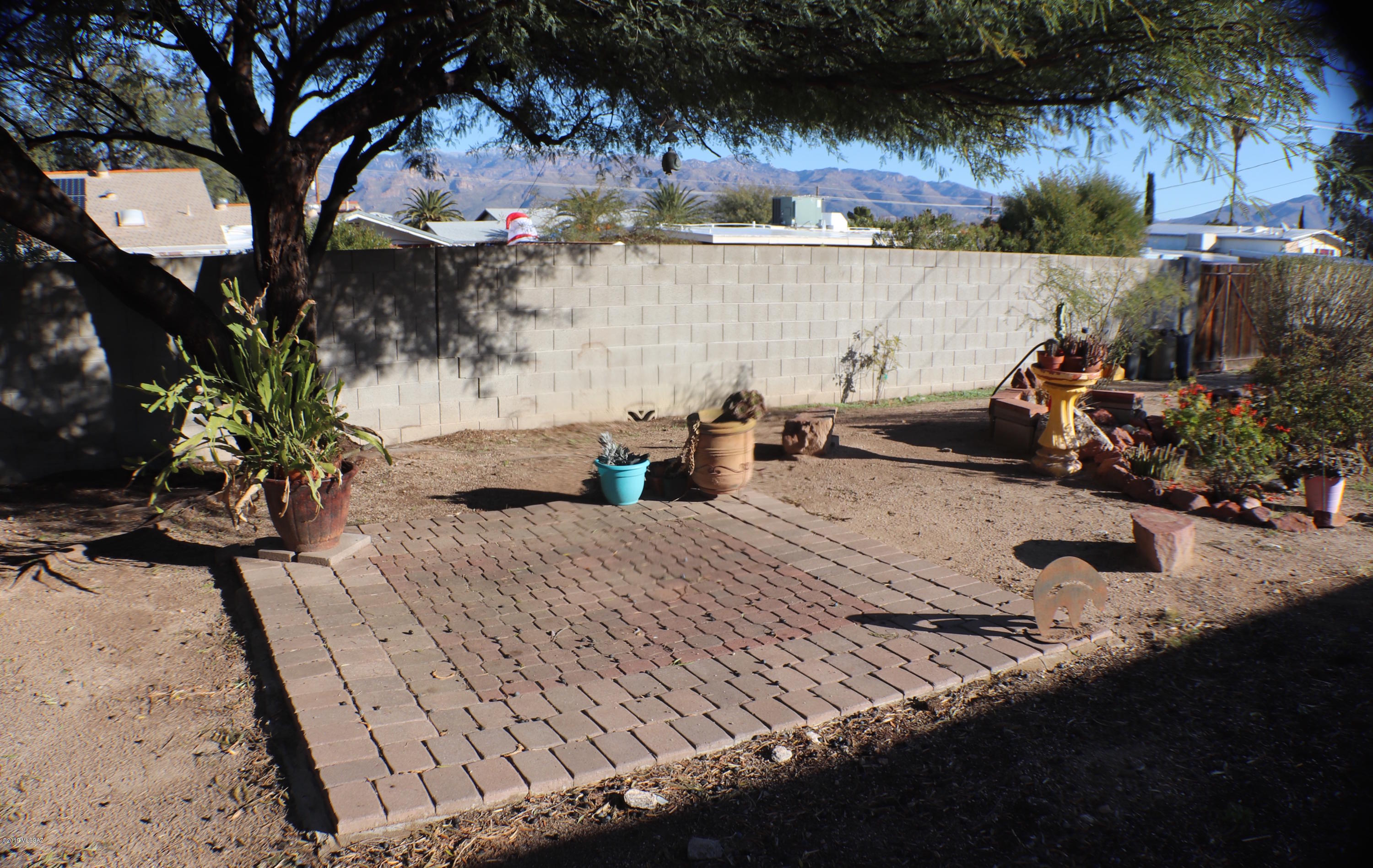 8333 E Colette Street