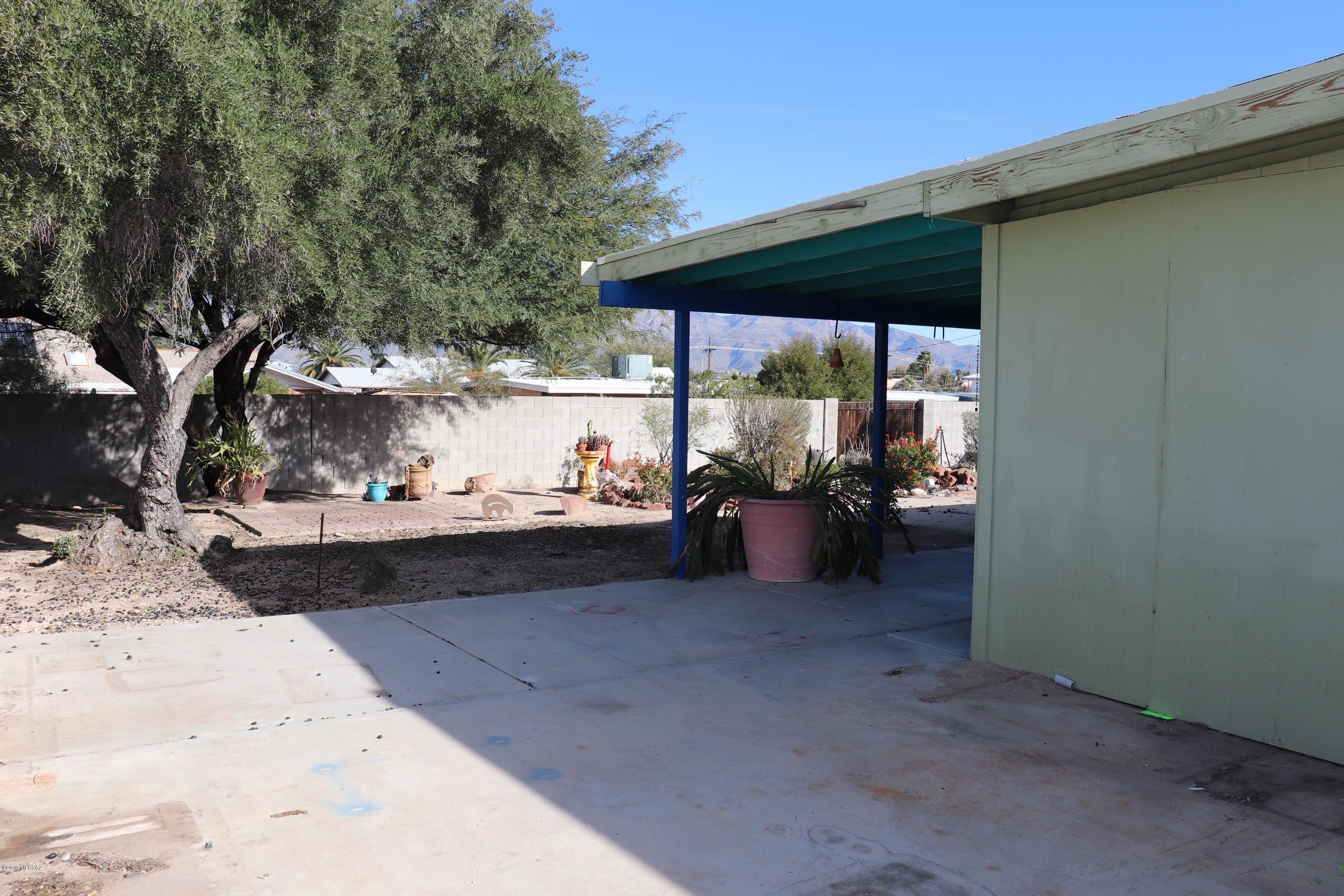 8333 E Colette Street