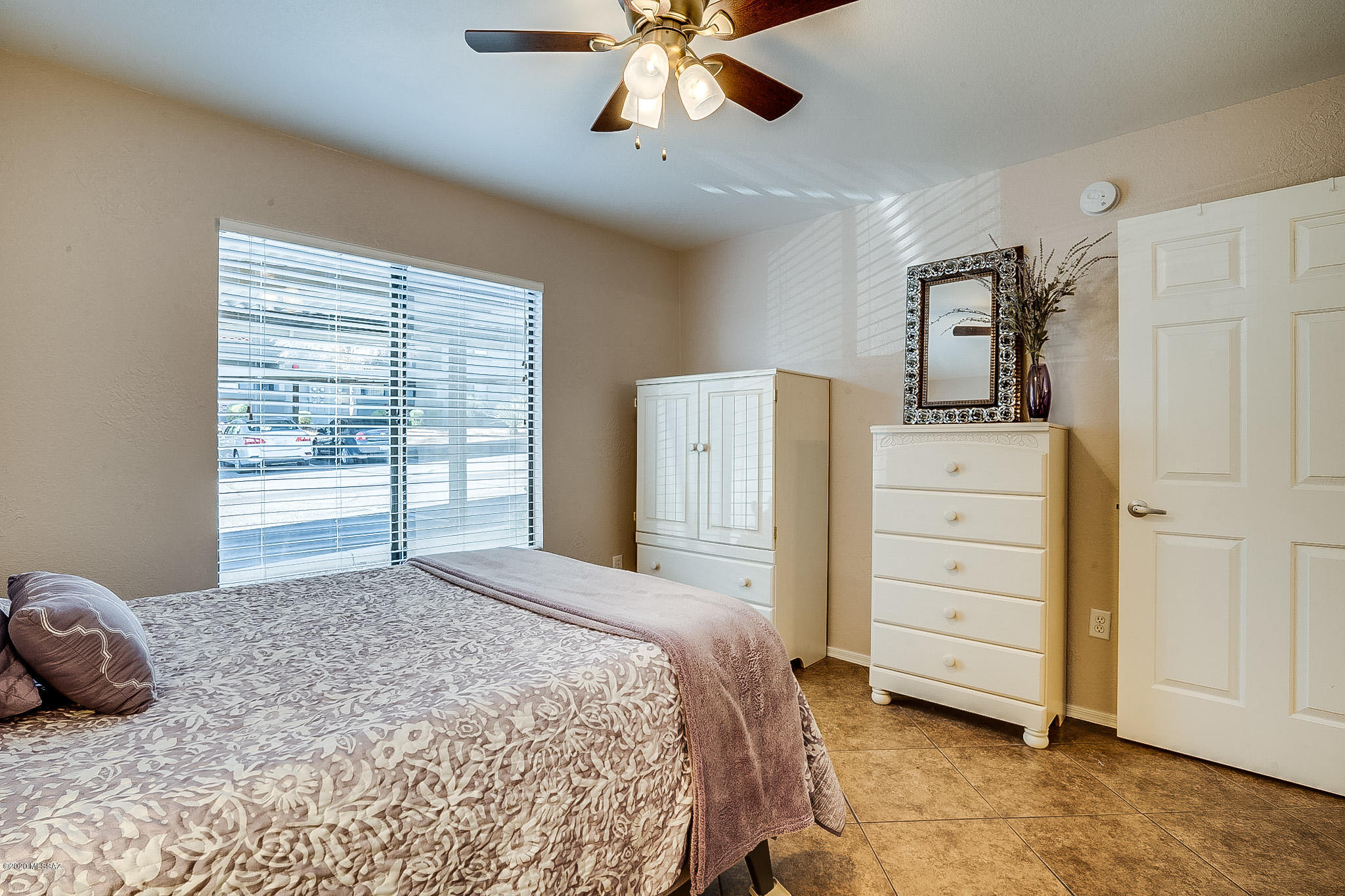5751 N Kolb Road Unit: 40101