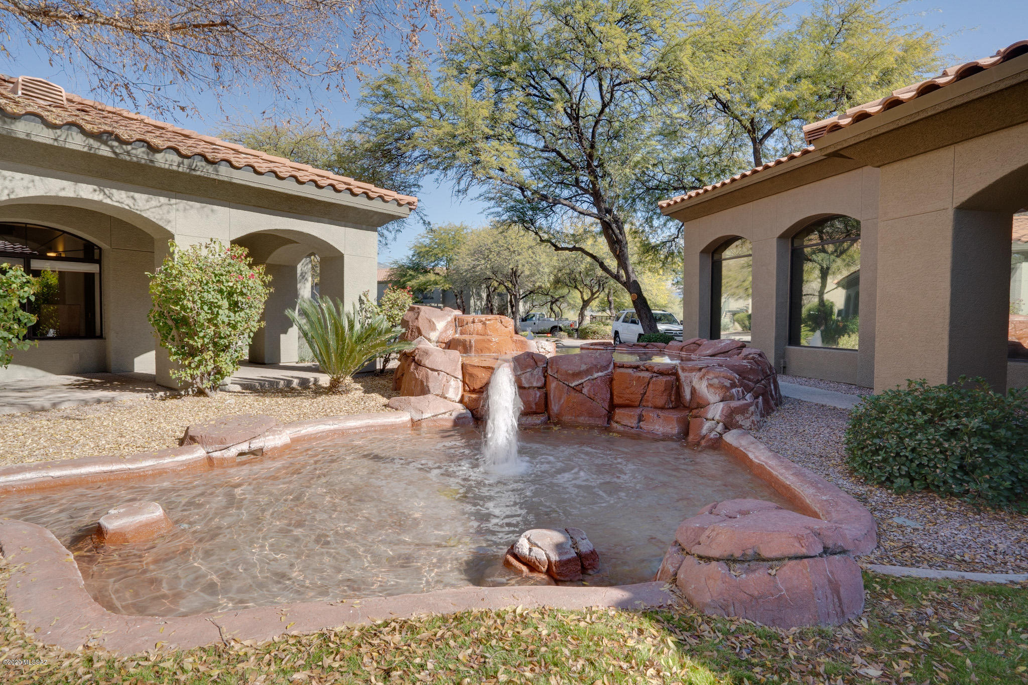 5751 N Kolb Road Unit: 40101