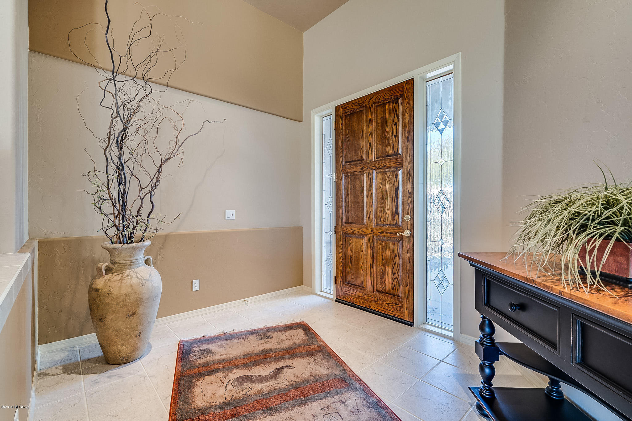 5002 N Bonita Ridge Avenue