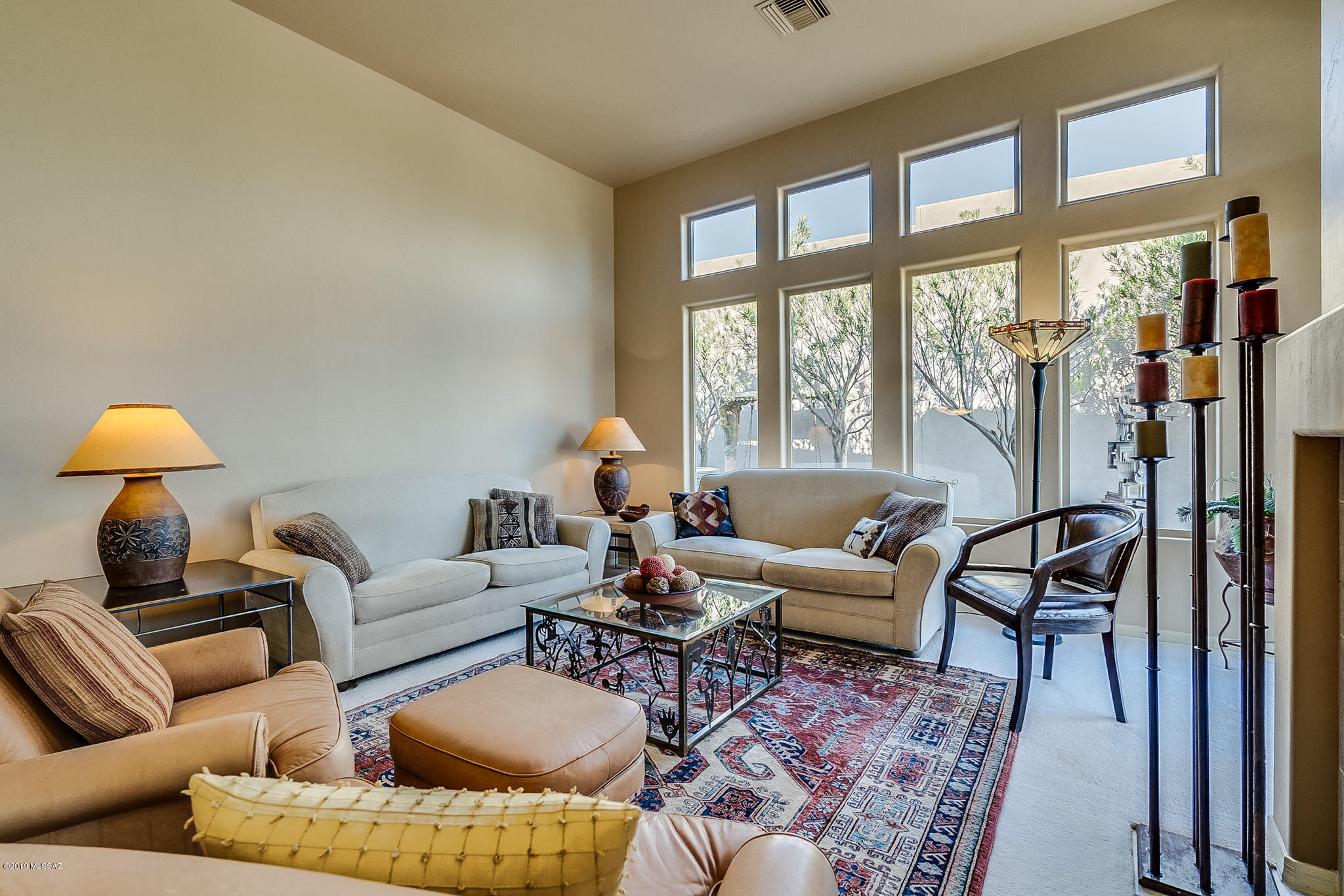 5002 N Bonita Ridge Avenue