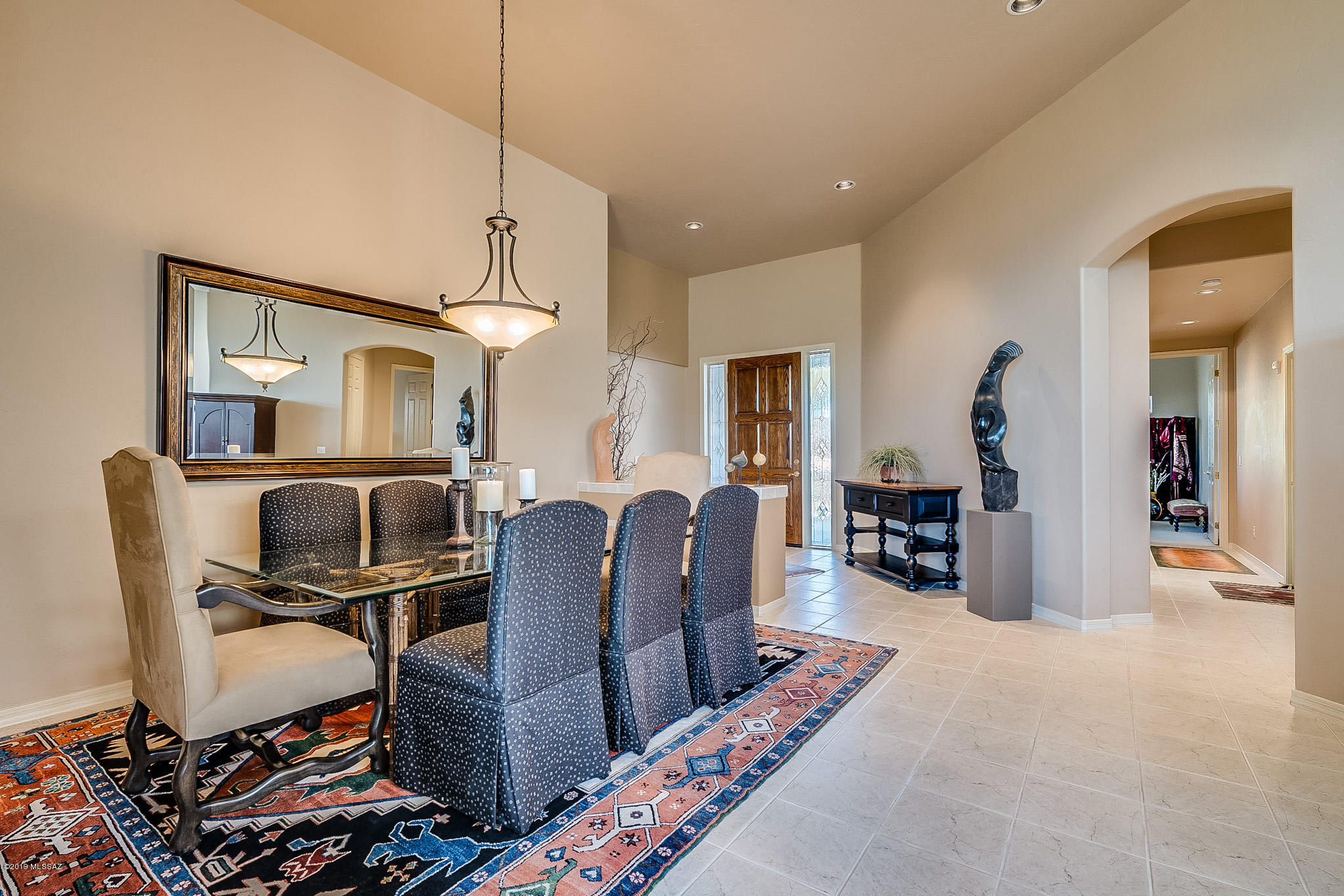 5002 N Bonita Ridge Avenue