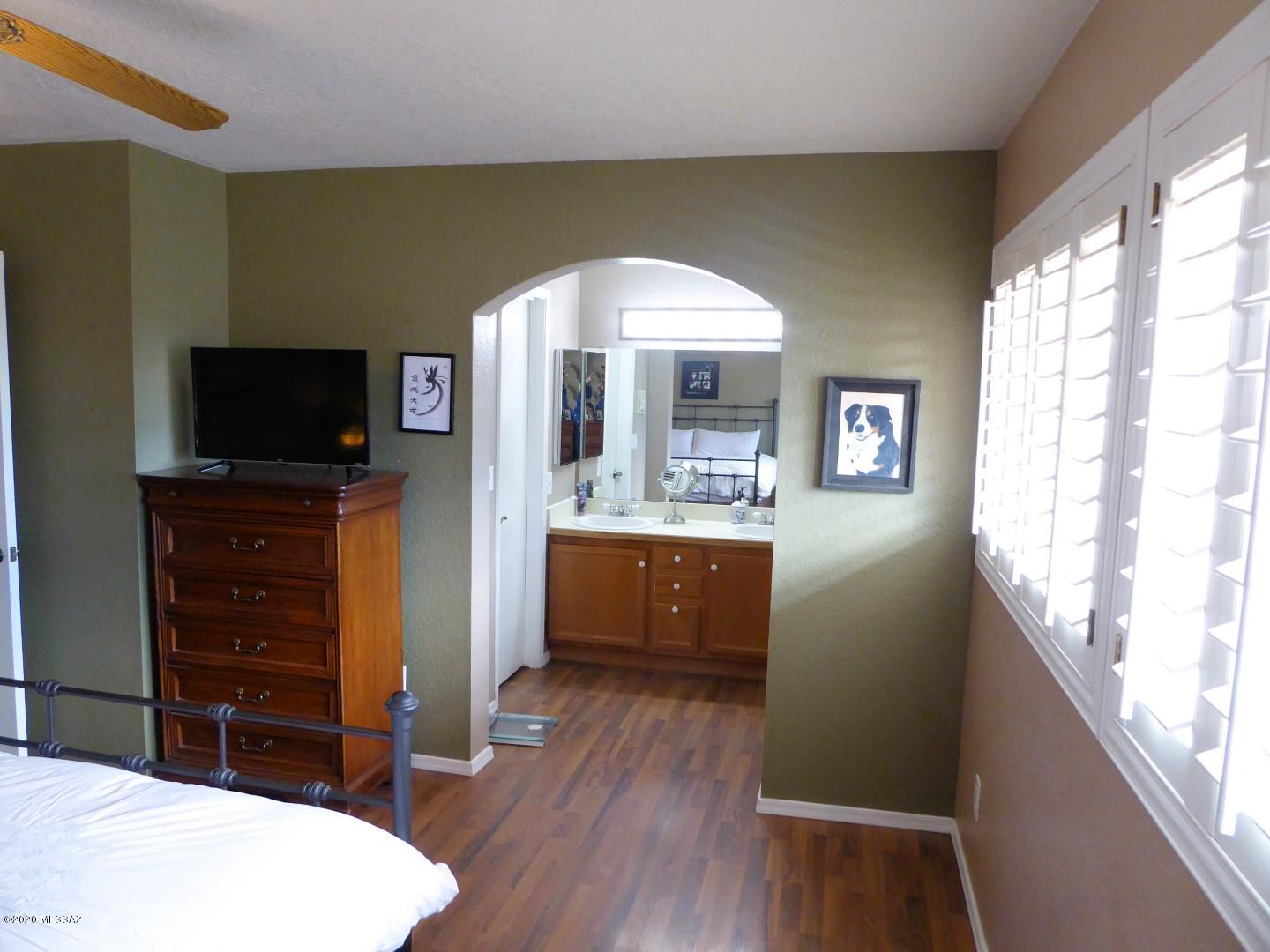 8011 E Calle De Camacho