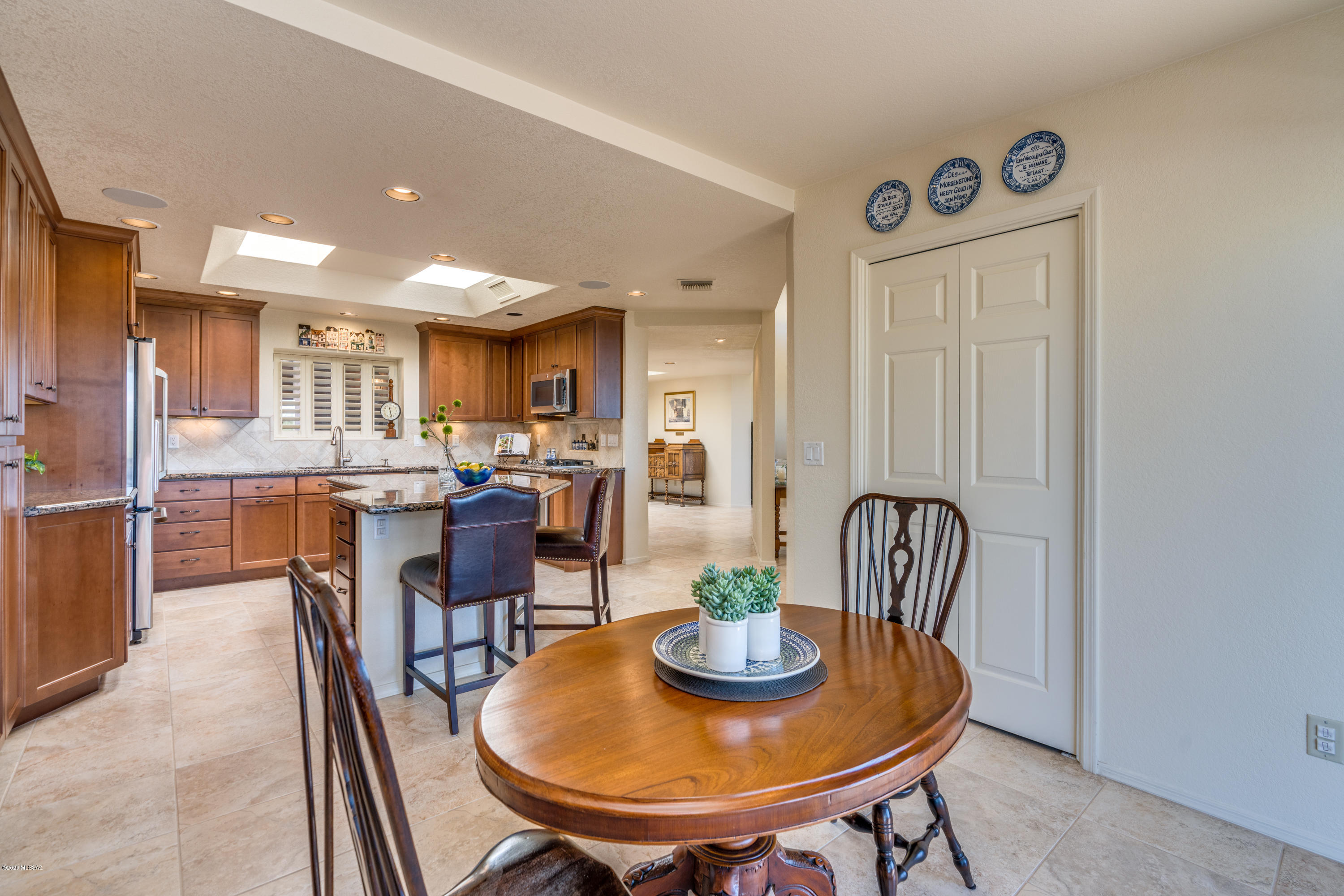 4860 N Via Velazquez