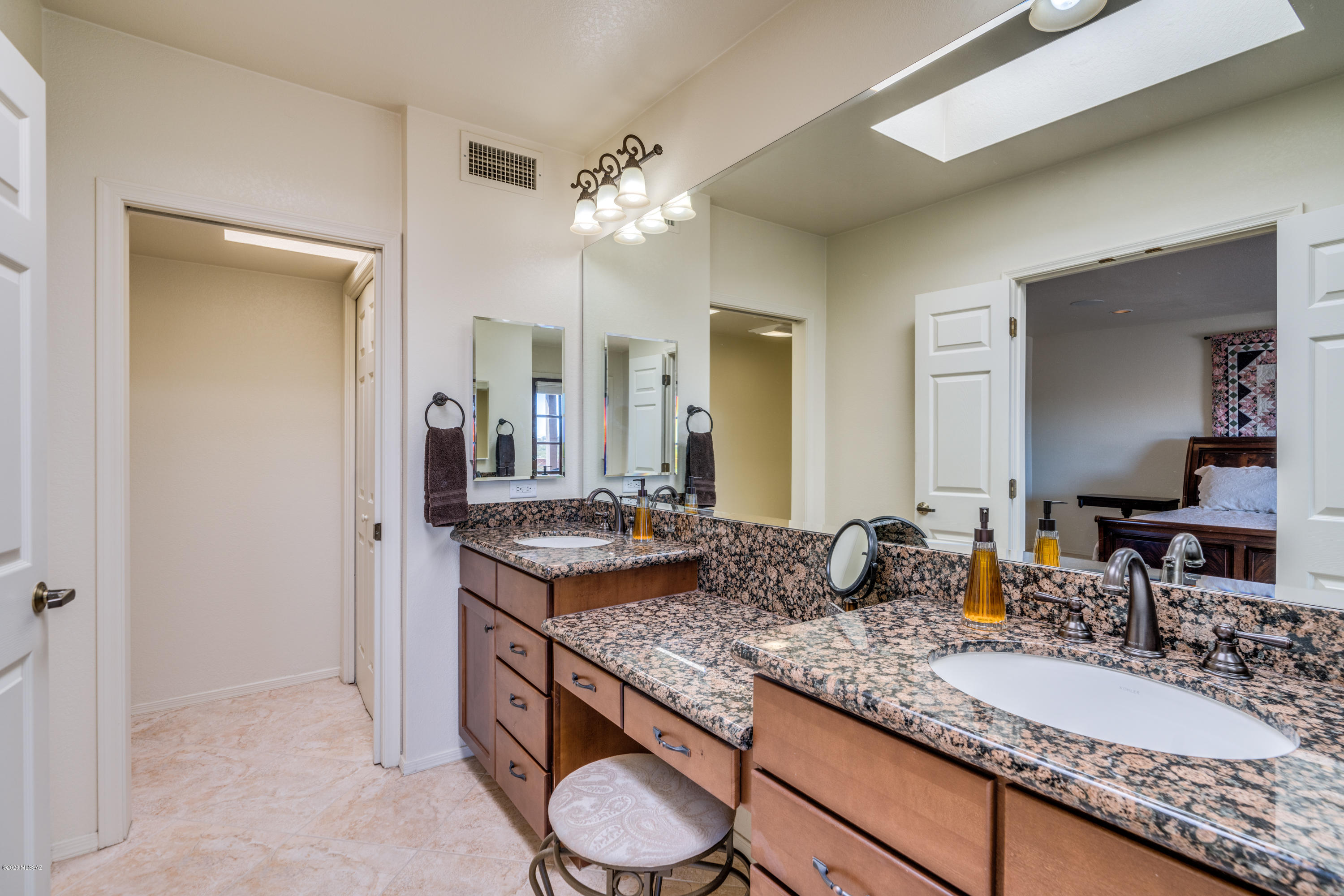 4860 N Via Velazquez