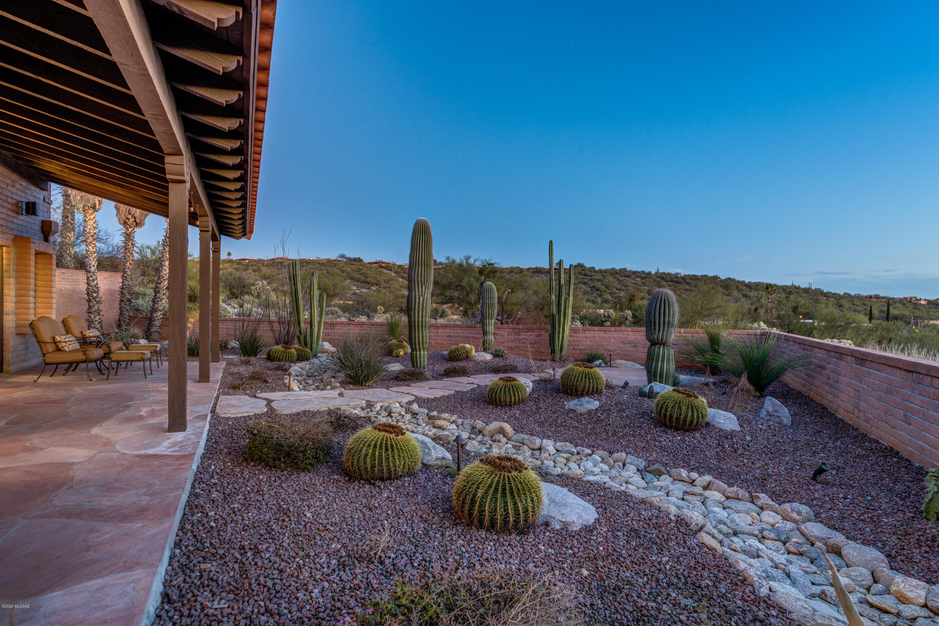 4860 N Via Velazquez