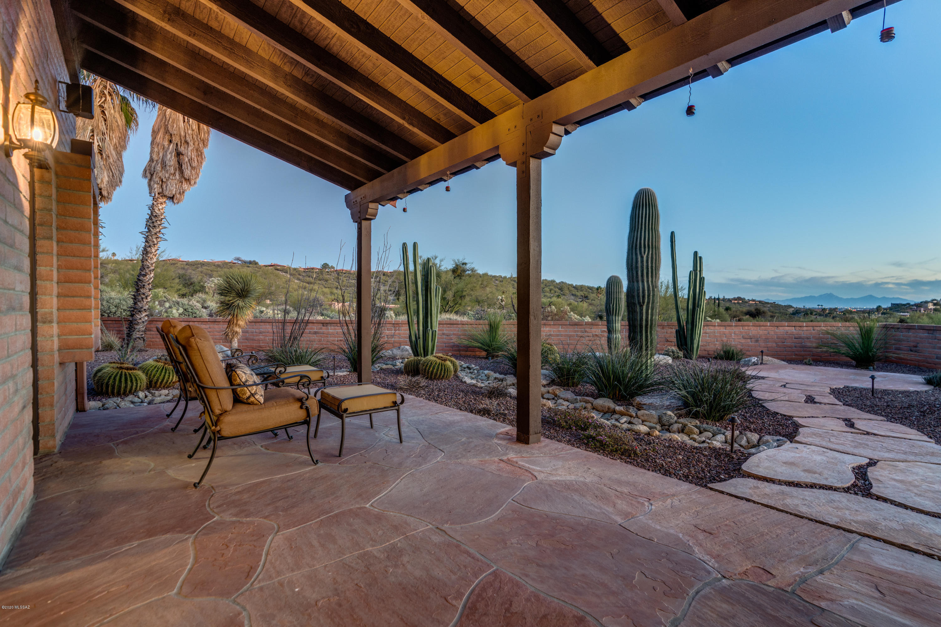 4860 N Via Velazquez