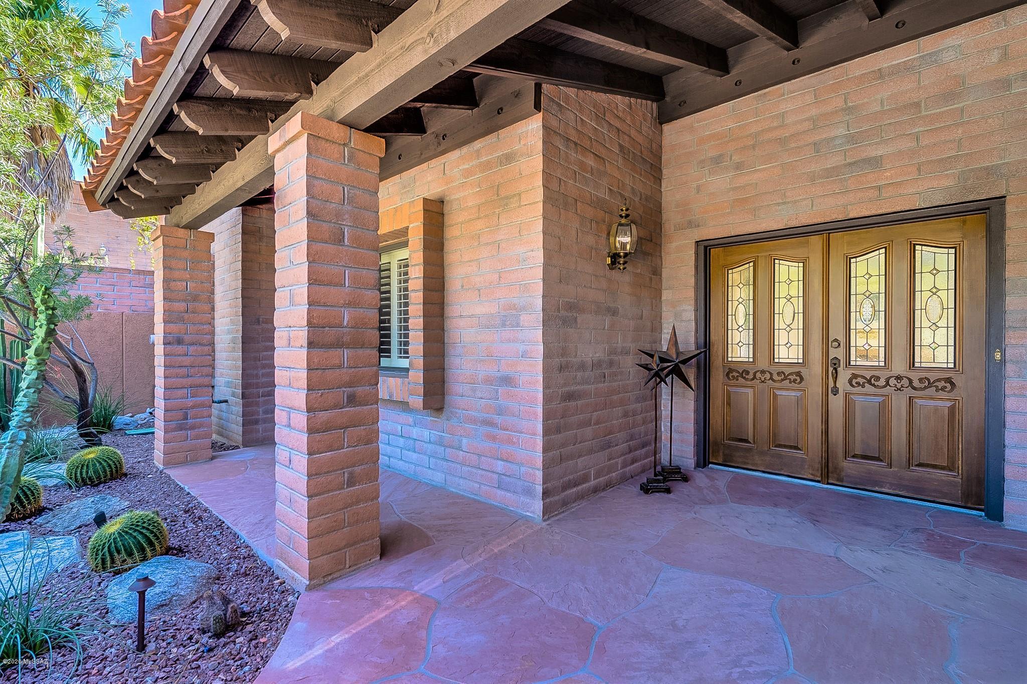 4860 N Via Velazquez