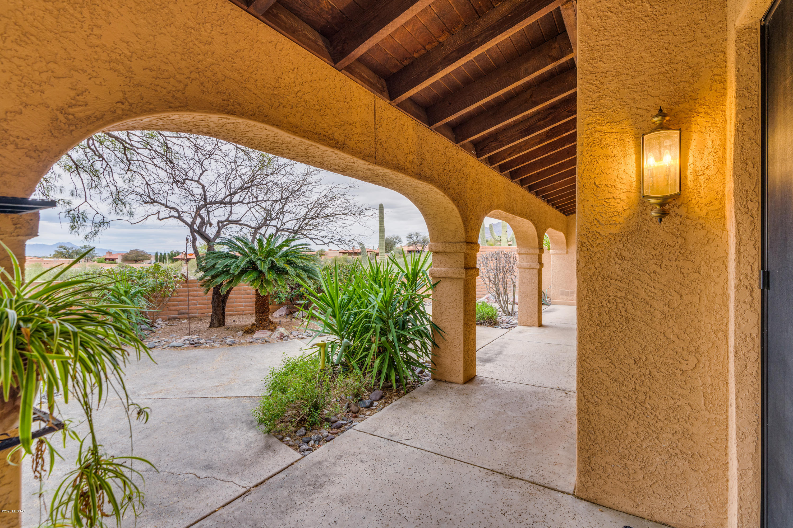 4361 N Camino Ferreo