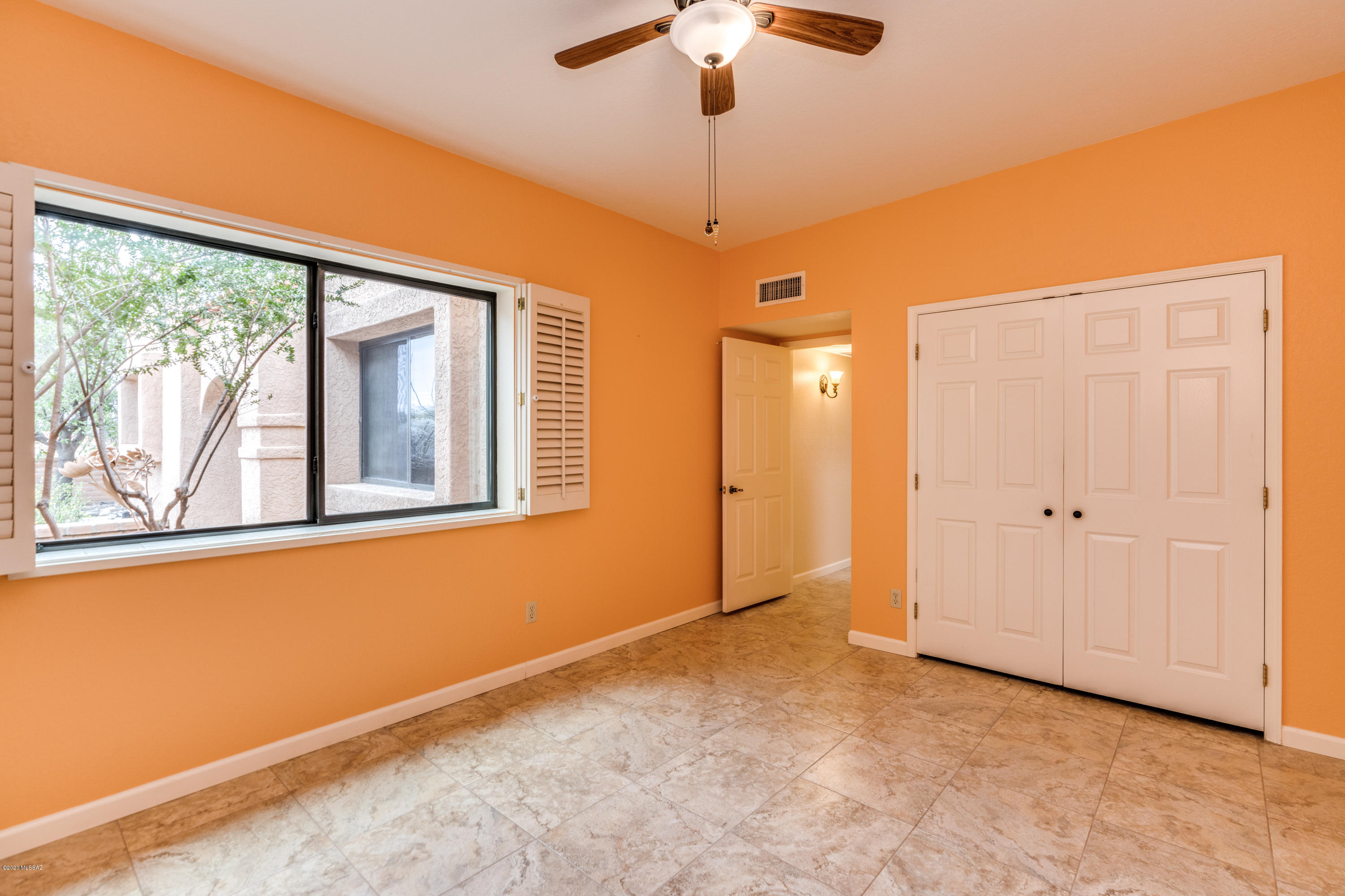 4361 N Camino Ferreo