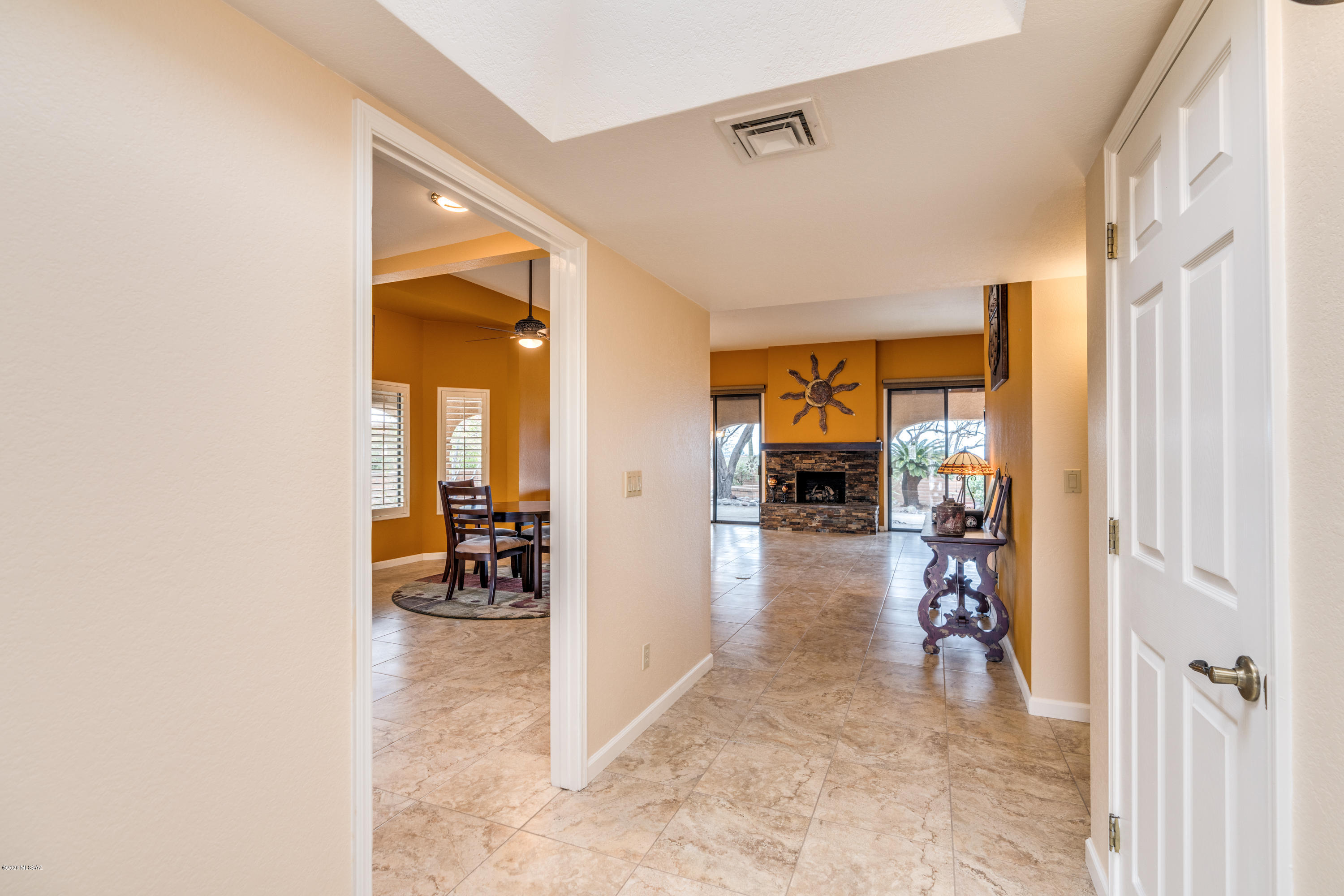 4361 N Camino Ferreo