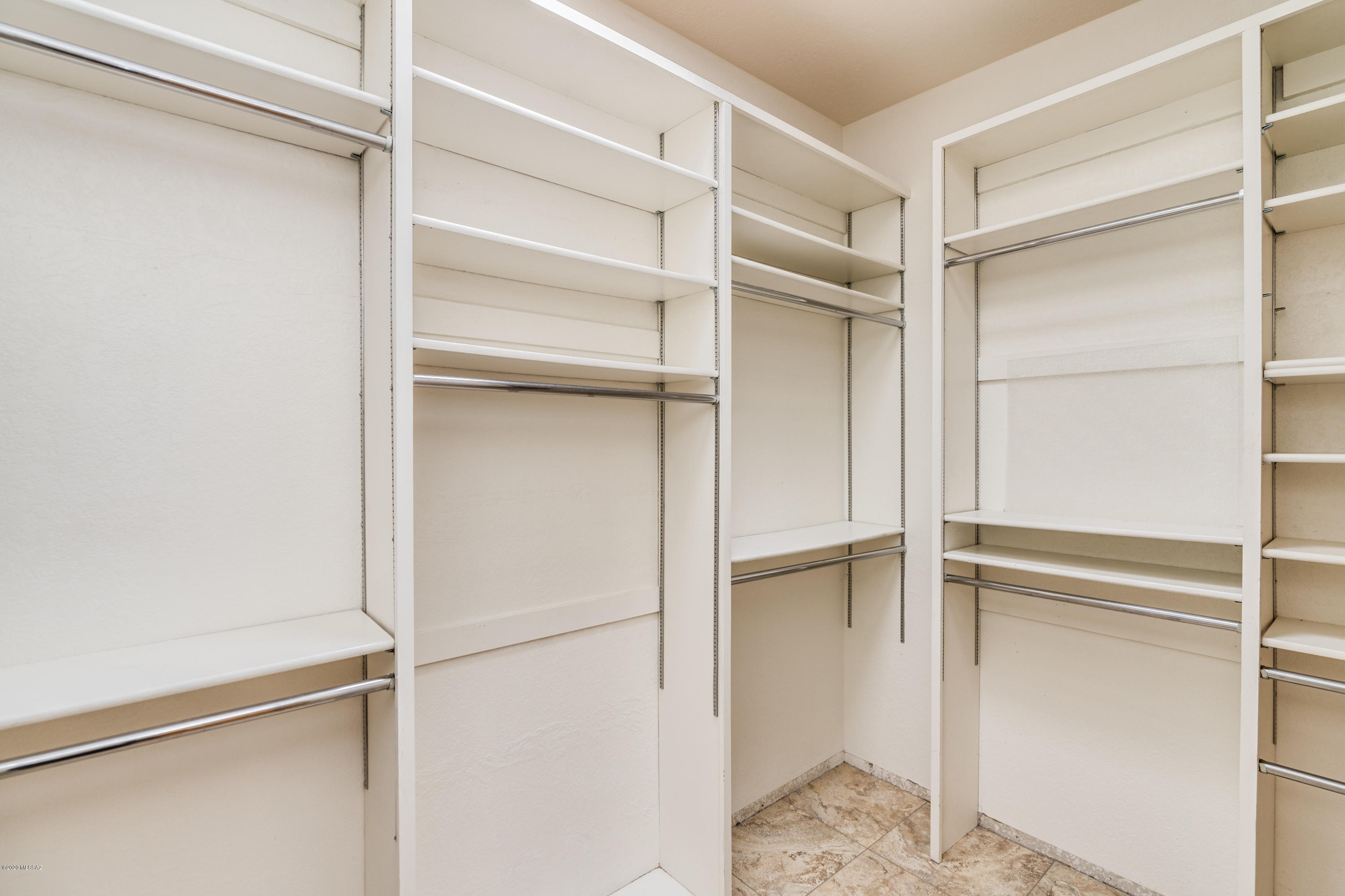 4361 N Camino Ferreo