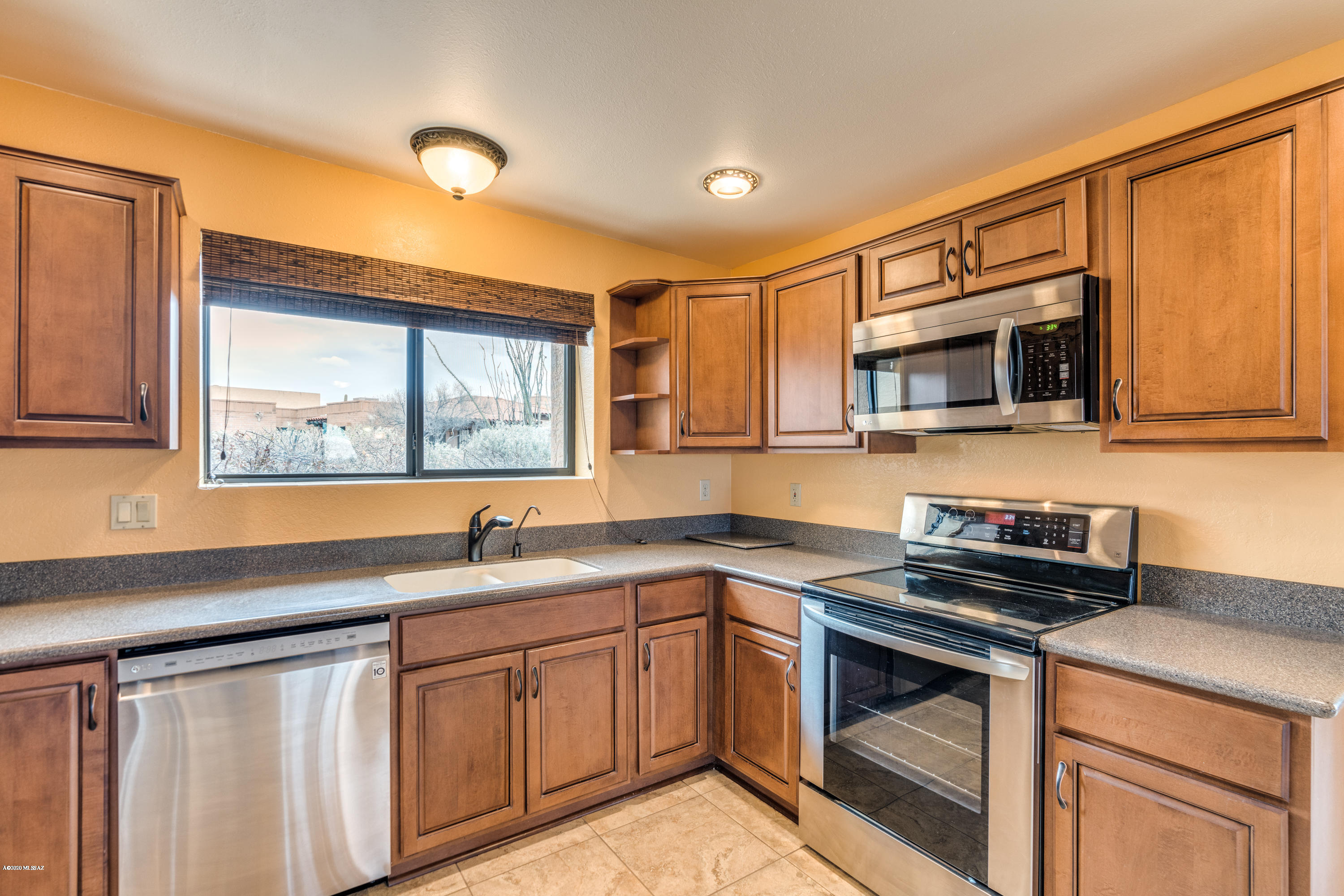 4361 N Camino Ferreo